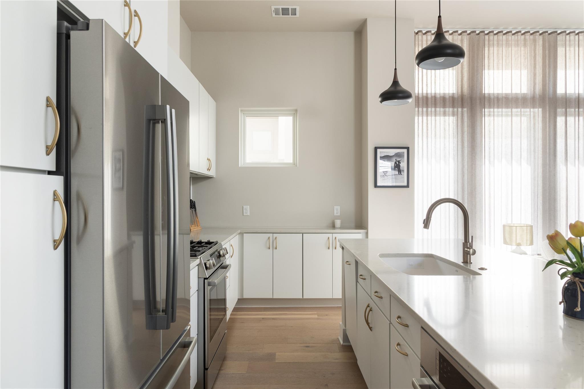 2300 Enfield Rd # 303, Austin, TX 78703