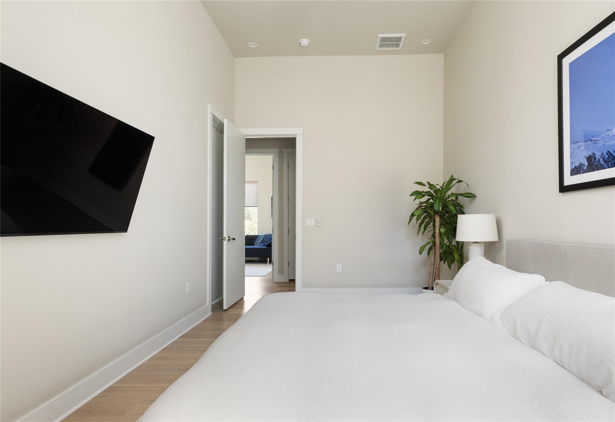 2300 Enfield Rd # 303, Austin, TX 78703