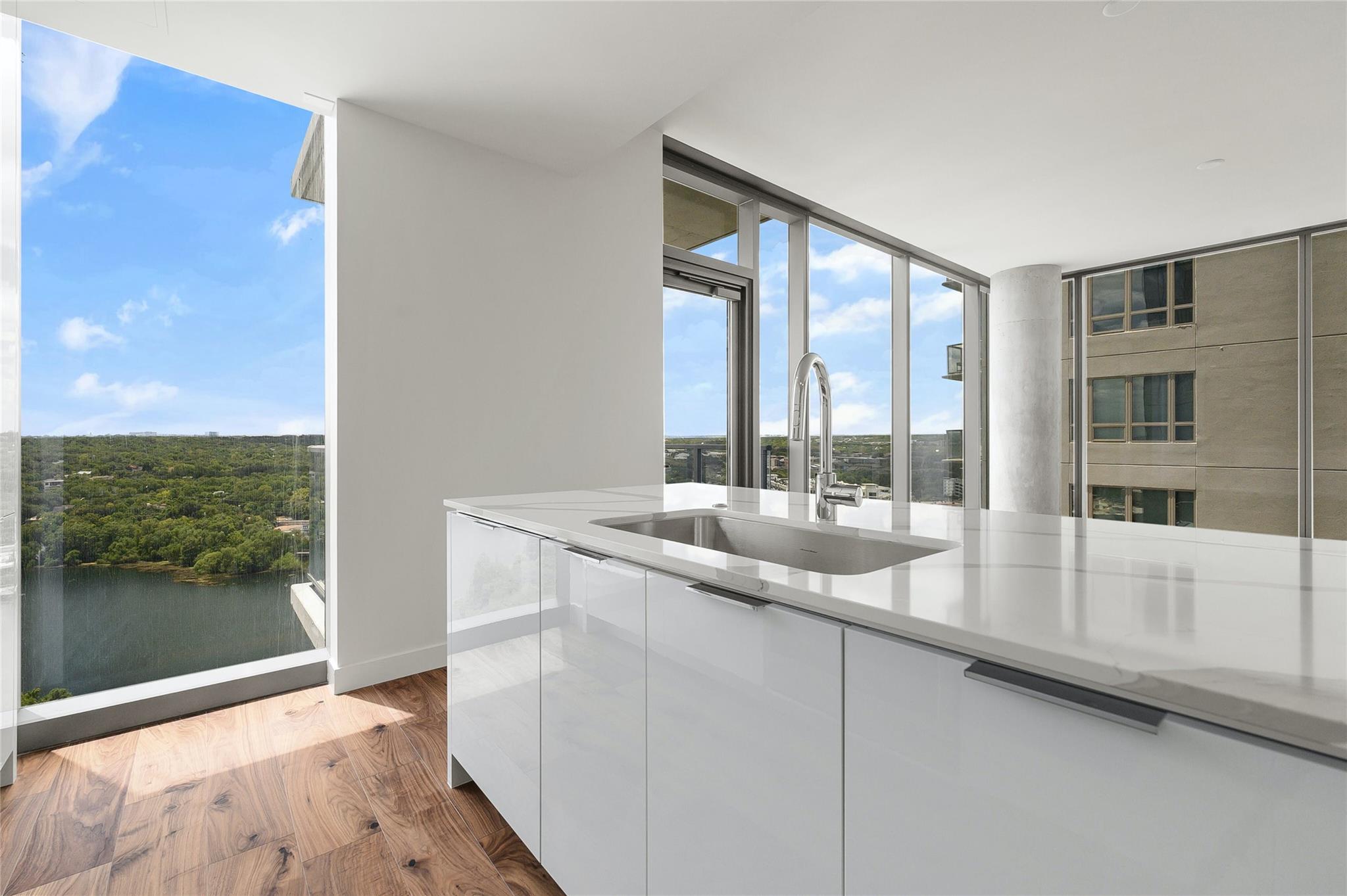 44 East Ave # 1701, Austin, TX 78701