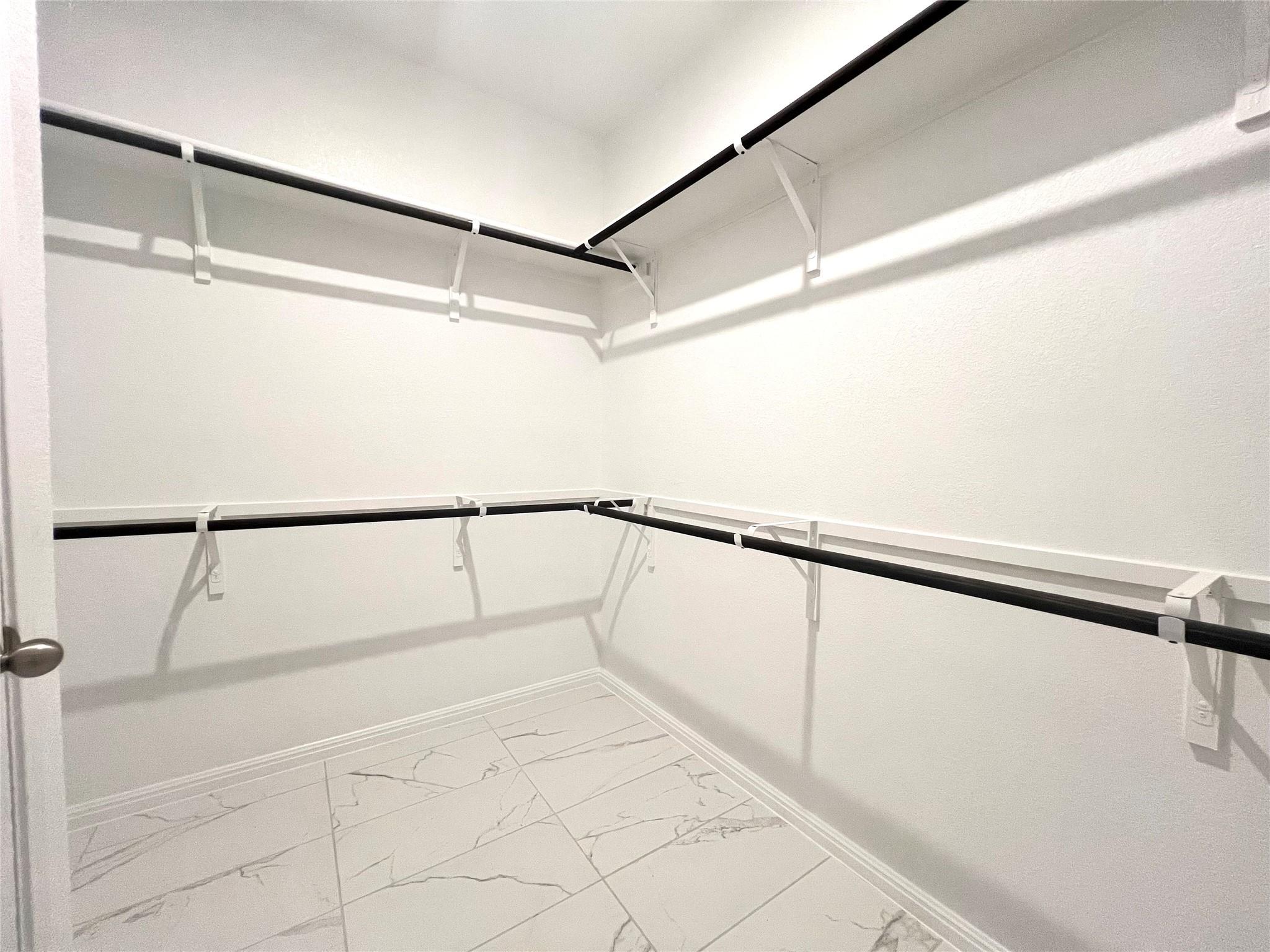 364 Young St, Buda, TX 78610