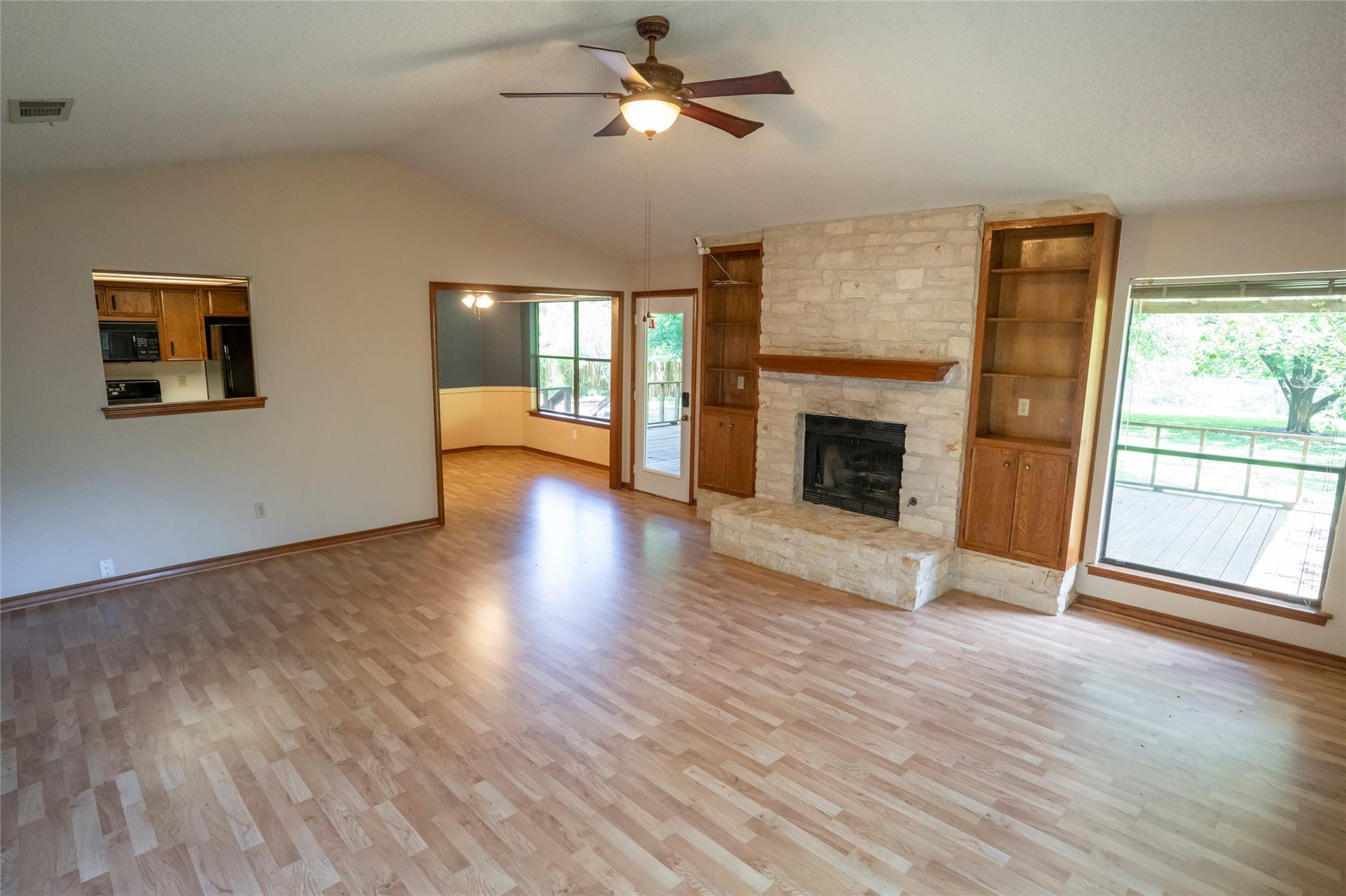 1603 W Creek Loop, Round Rock, TX 78681