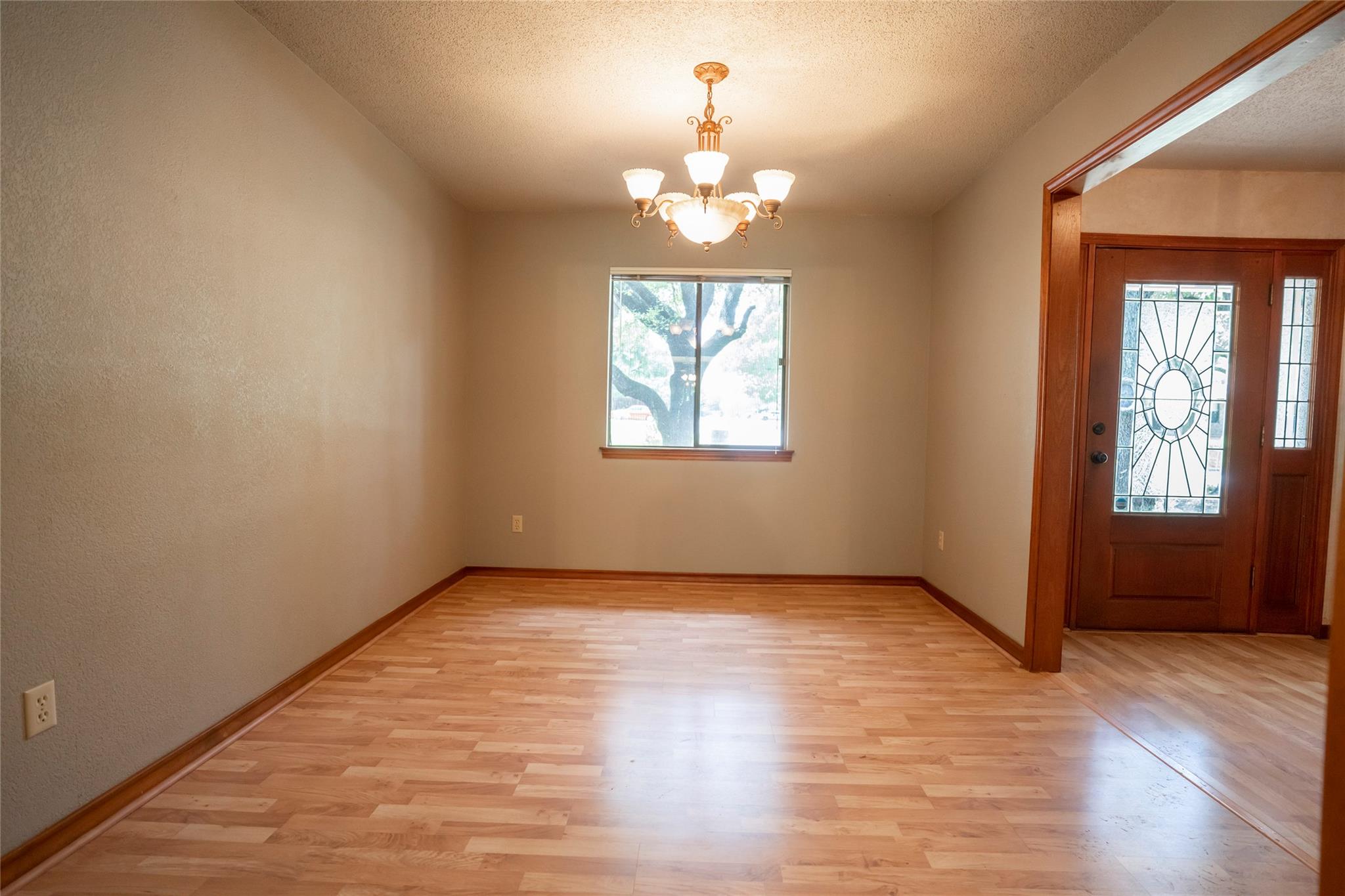 1603 W Creek Loop, Round Rock, TX 78681