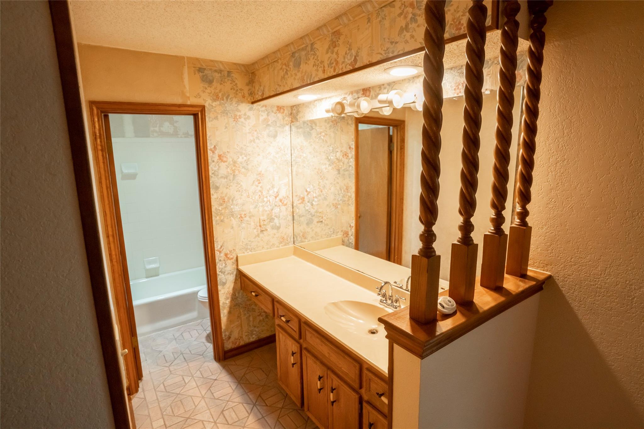 1603 W Creek Loop, Round Rock, TX 78681