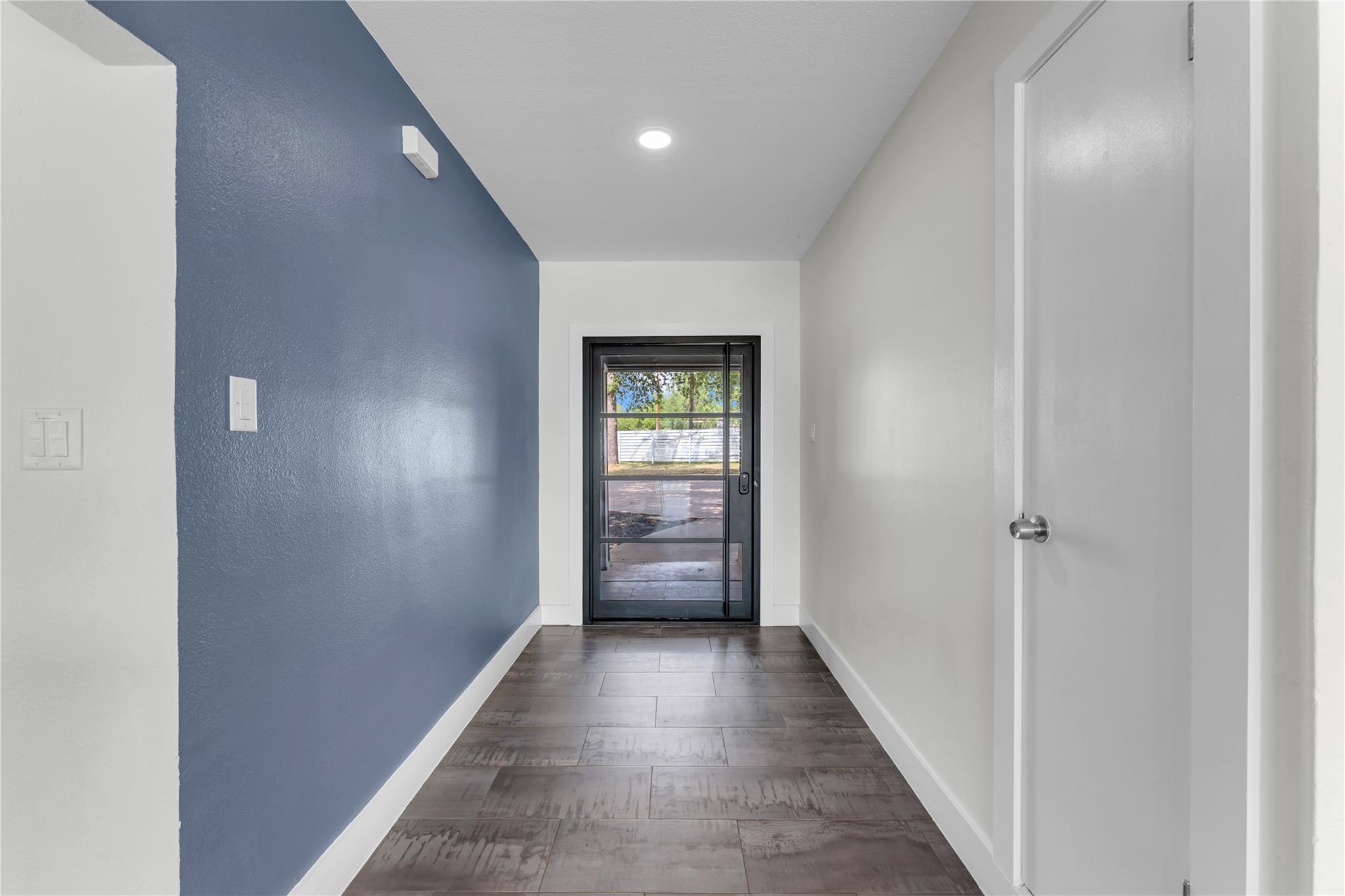 4310 River Oaks Dr, Kingsland, TX 78639