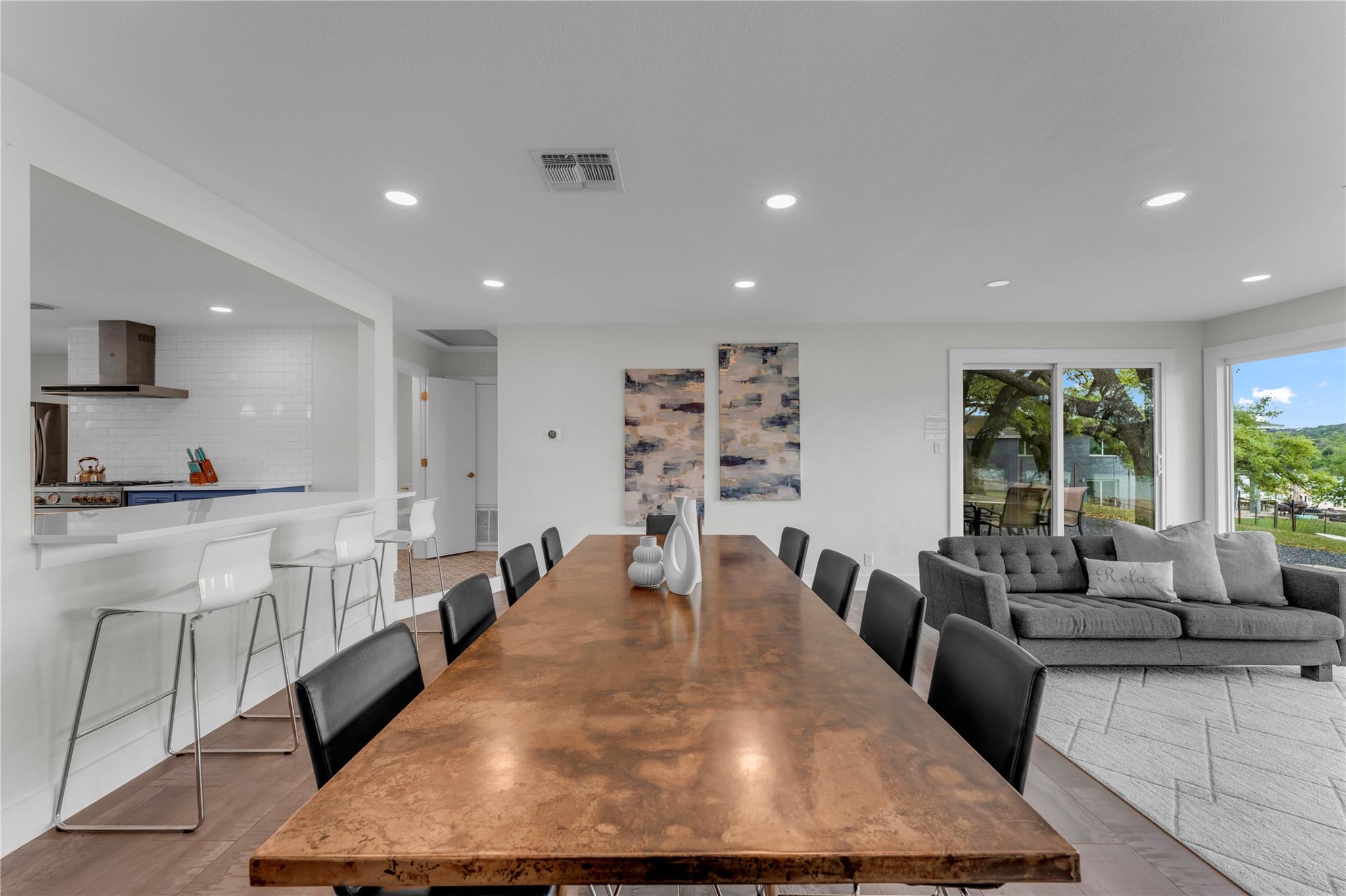 4310 River Oaks Dr, Kingsland, TX 78639