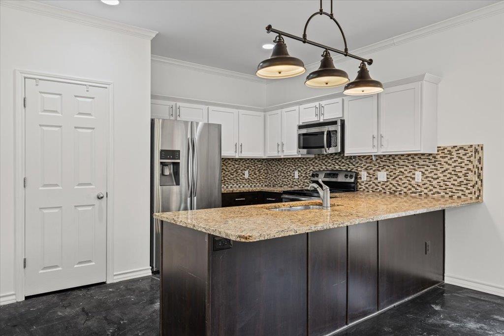 2947 Moss St, Austin, TX 78722