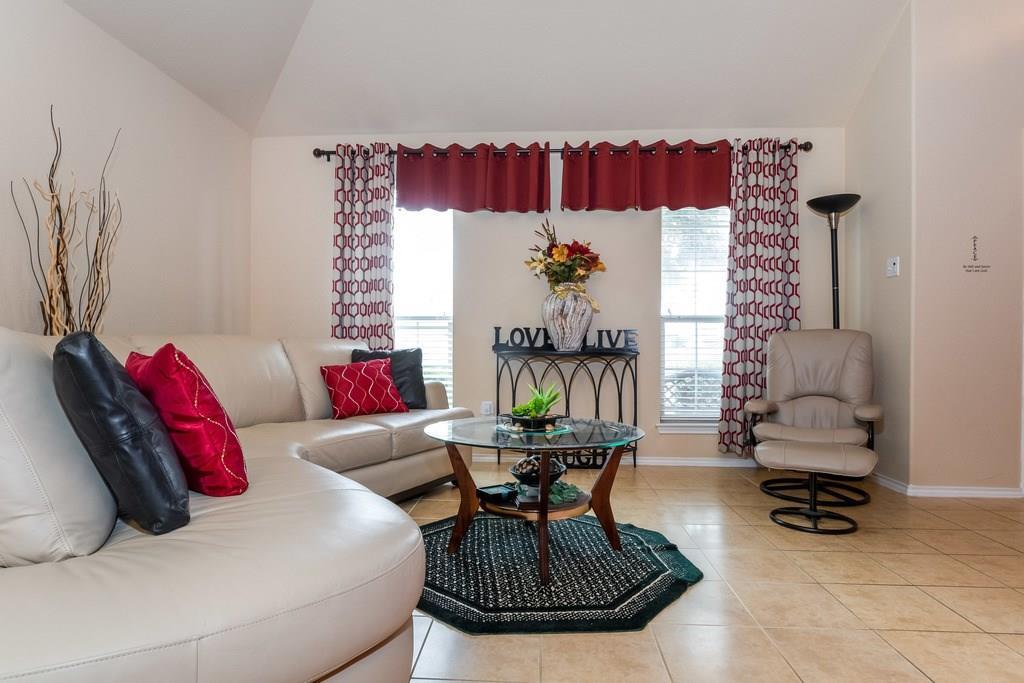 1261 Rainbow Parke Dr, Round Rock, TX 78665