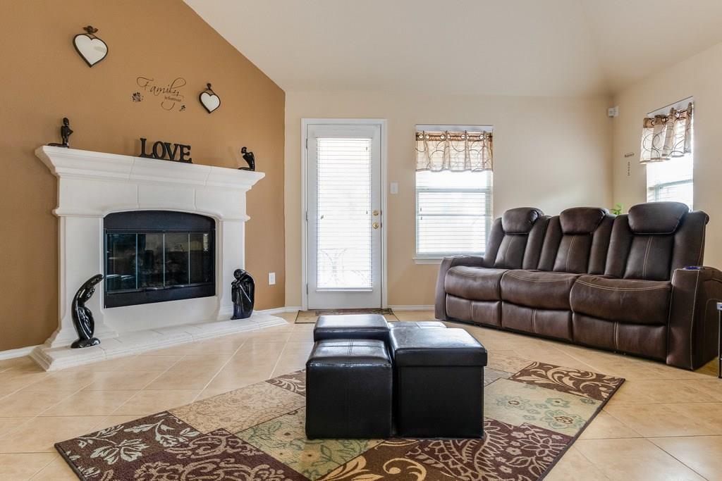 1261 Rainbow Parke Dr, Round Rock, TX 78665