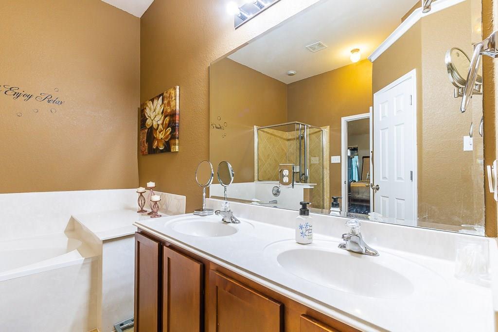 1261 Rainbow Parke Dr, Round Rock, TX 78665