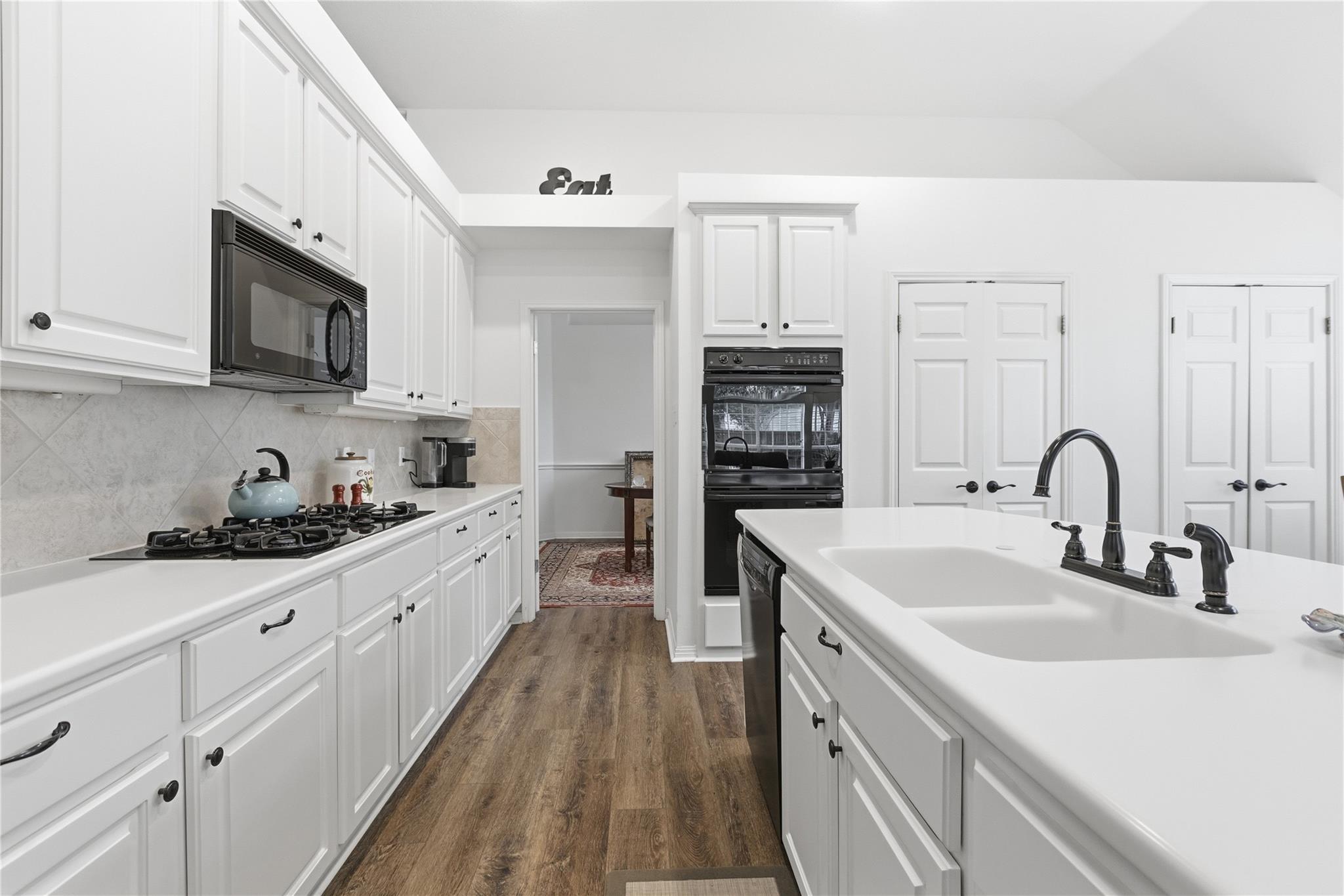 5701 Trelawney Ln, Austin, TX 78739