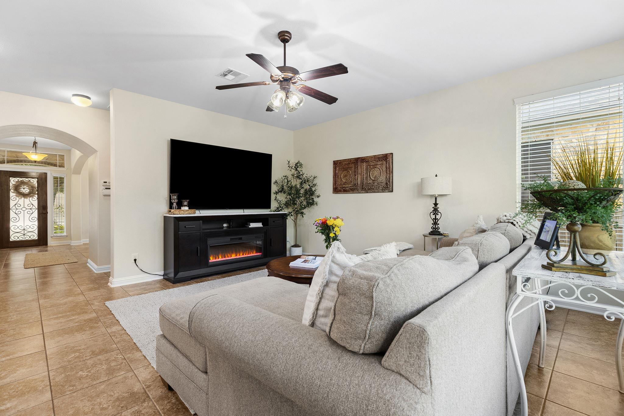 3588 Rosalina Loop, Round Rock, TX 78665