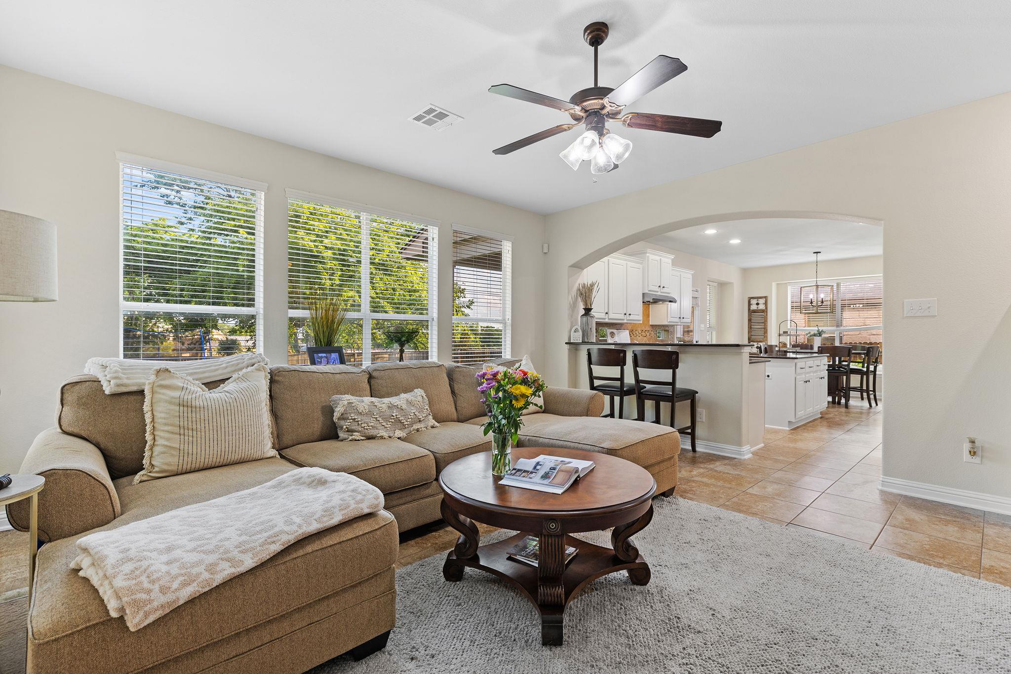 3588 Rosalina Loop, Round Rock, TX 78665