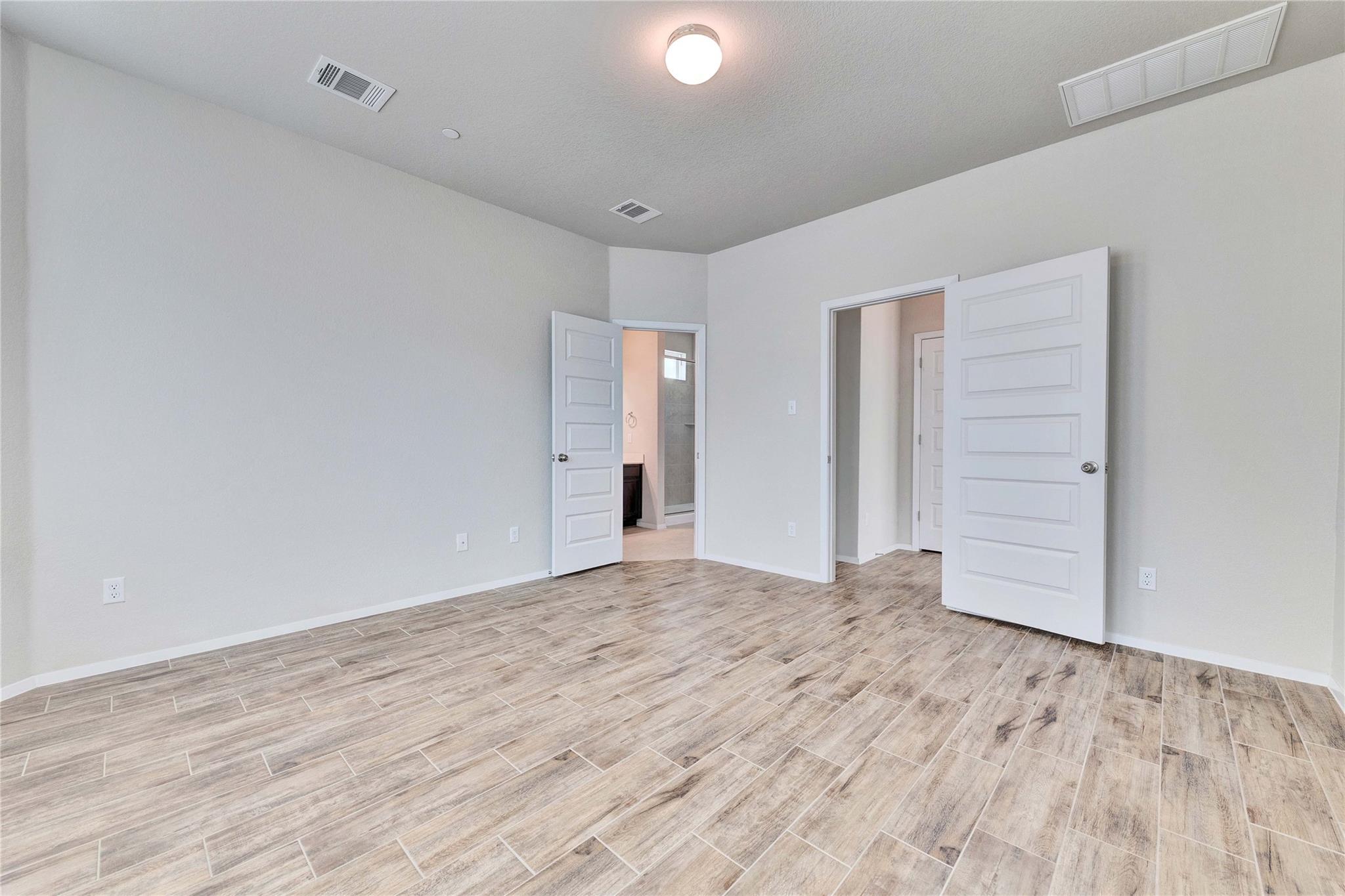 2800 Joe Dimaggio Blvd # 98, Round Rock, TX 78665