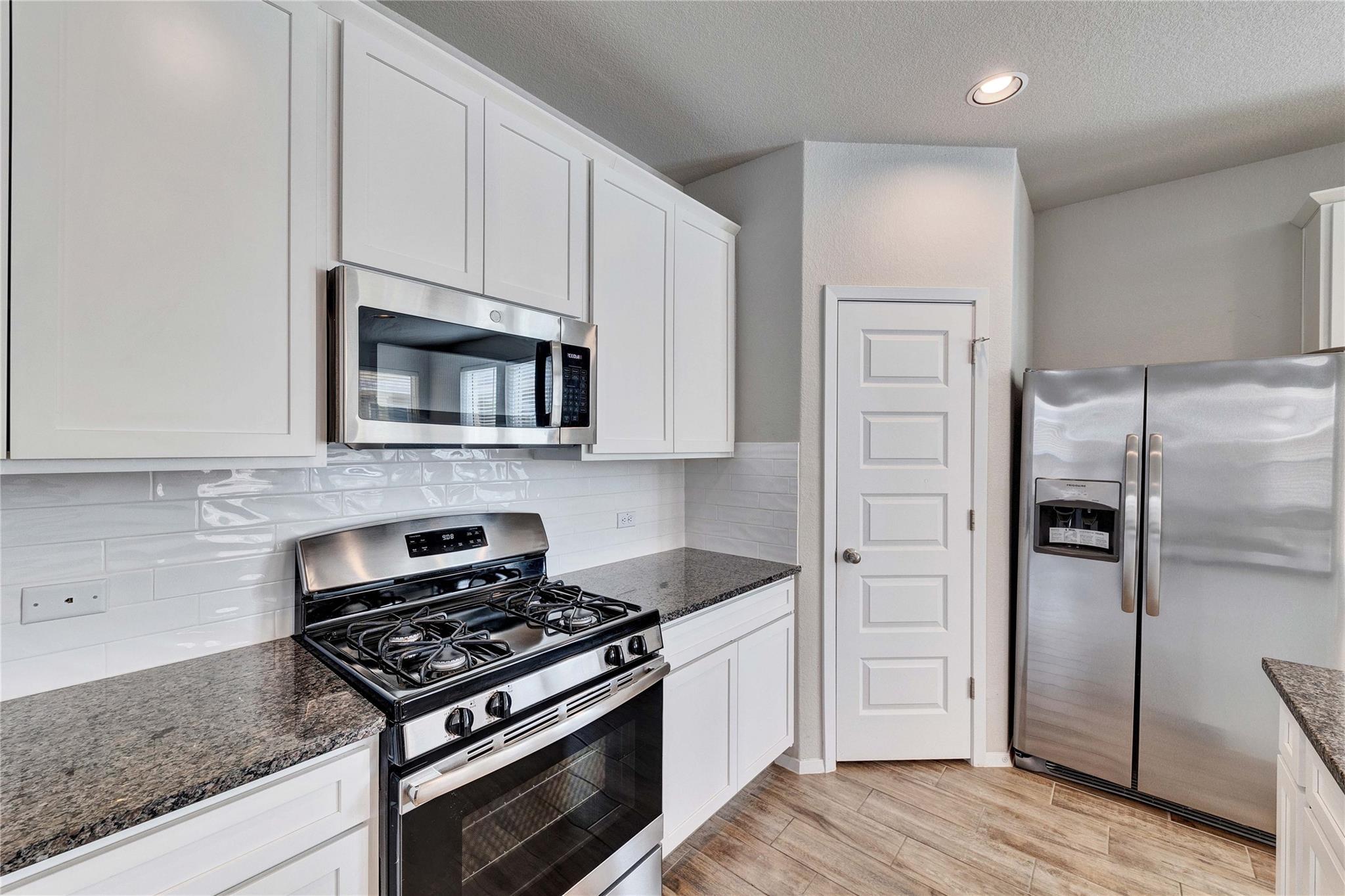 2800 Joe Dimaggio Blvd # 98, Round Rock, TX 78665