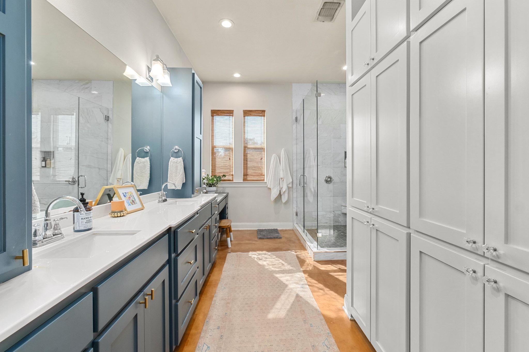 2300 W Fitzhugh Rd, Dripping Springs, TX 78620