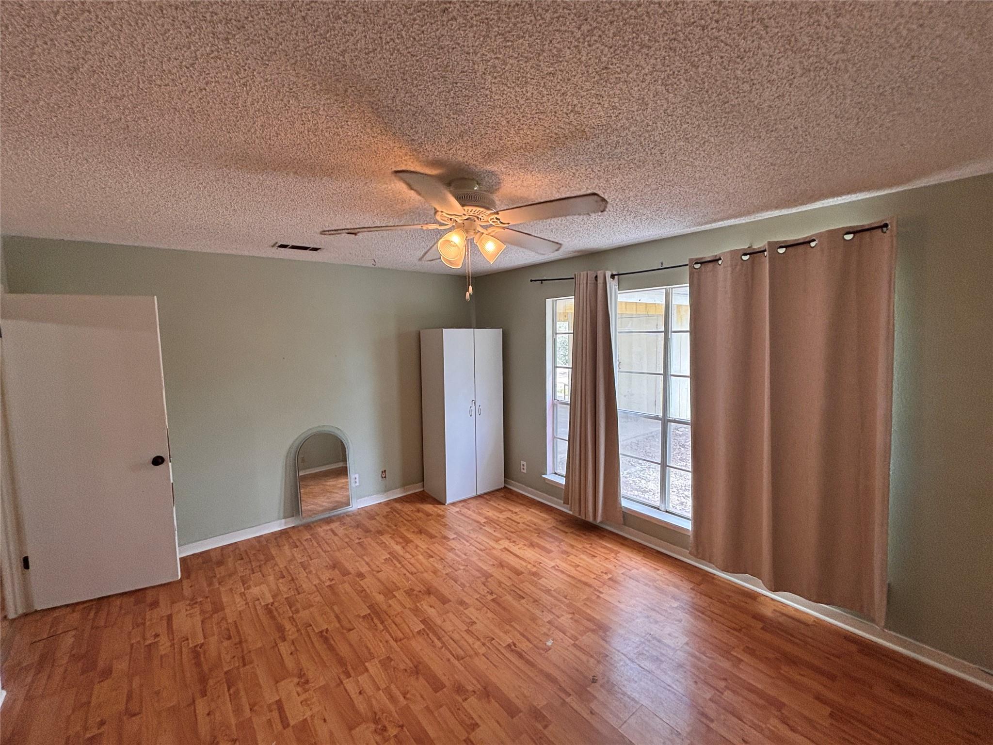 120 Cedar Spur, Bastrop, TX 78602