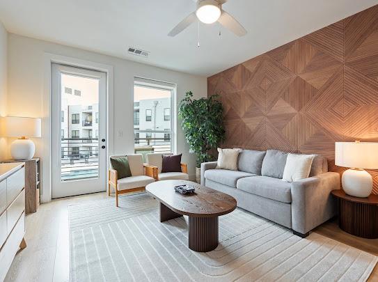 1701 Simond Ave # 510, Austin, TX 78723