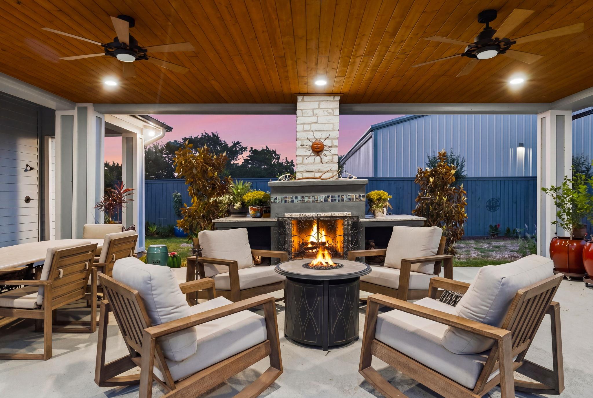 2551 Lakeshore Dr, Canyon Lake, TX 78133