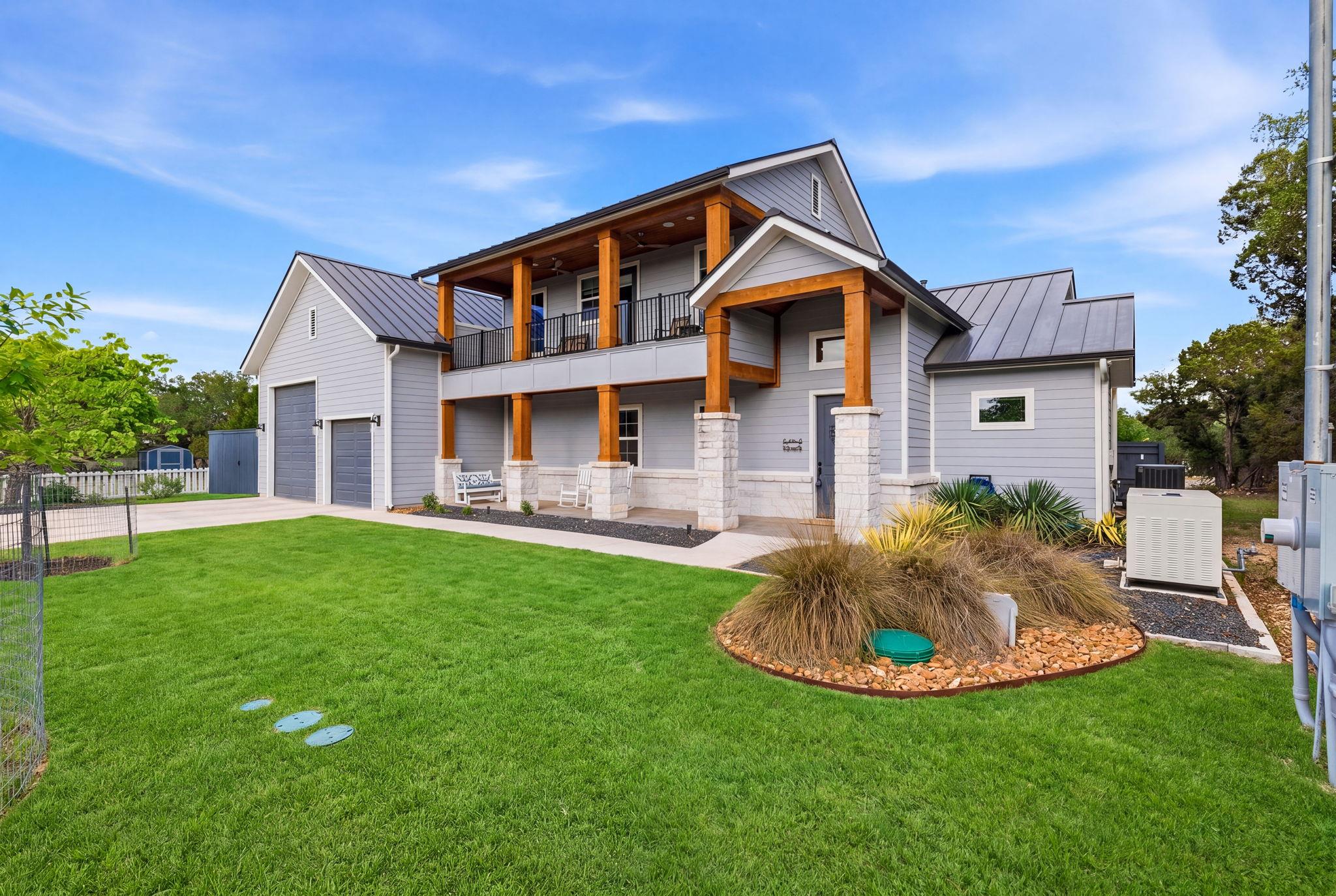 2551 Lakeshore Dr, Canyon Lake, TX 78133