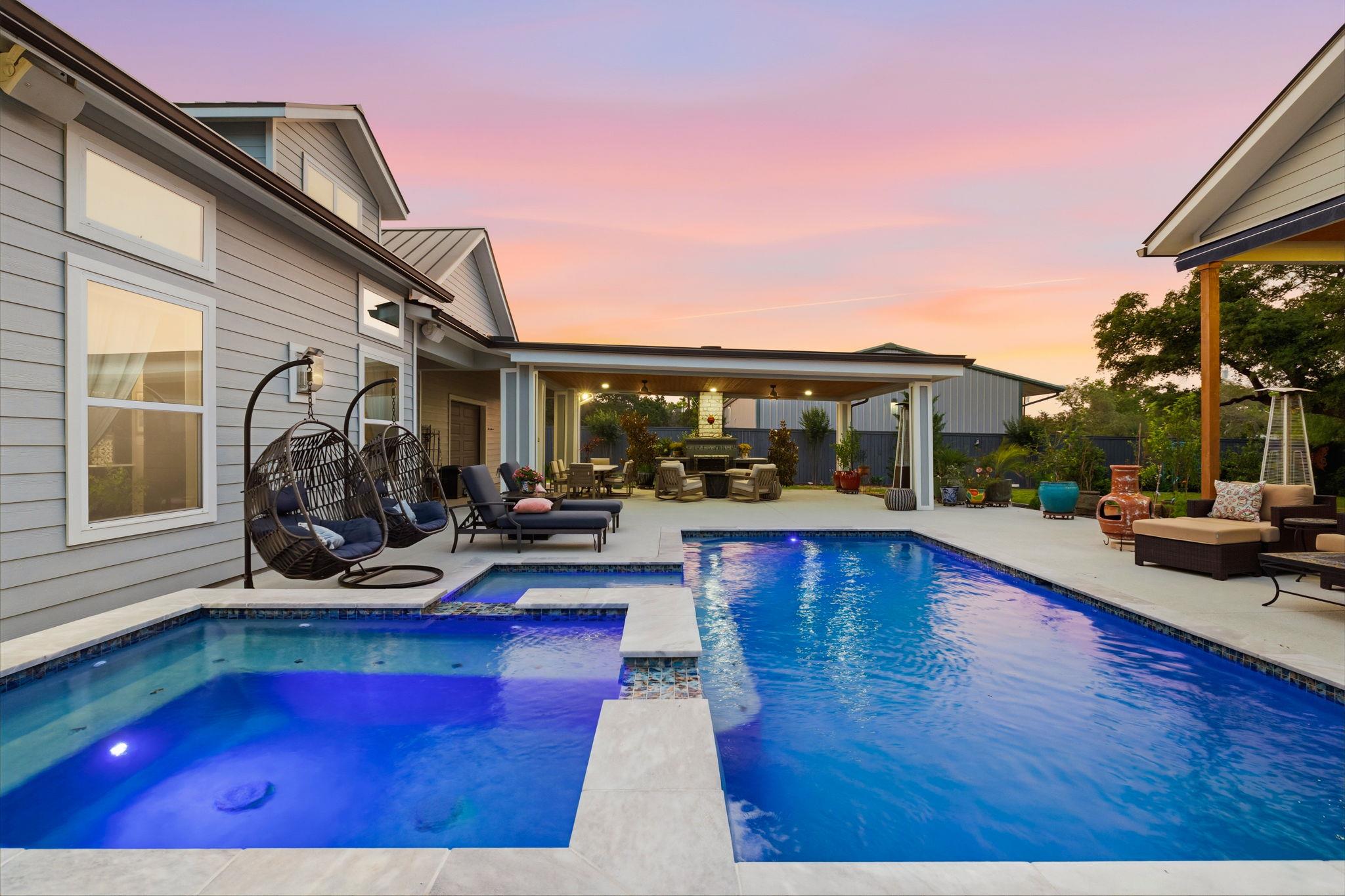 2551 Lakeshore Dr, Canyon Lake, TX 78133