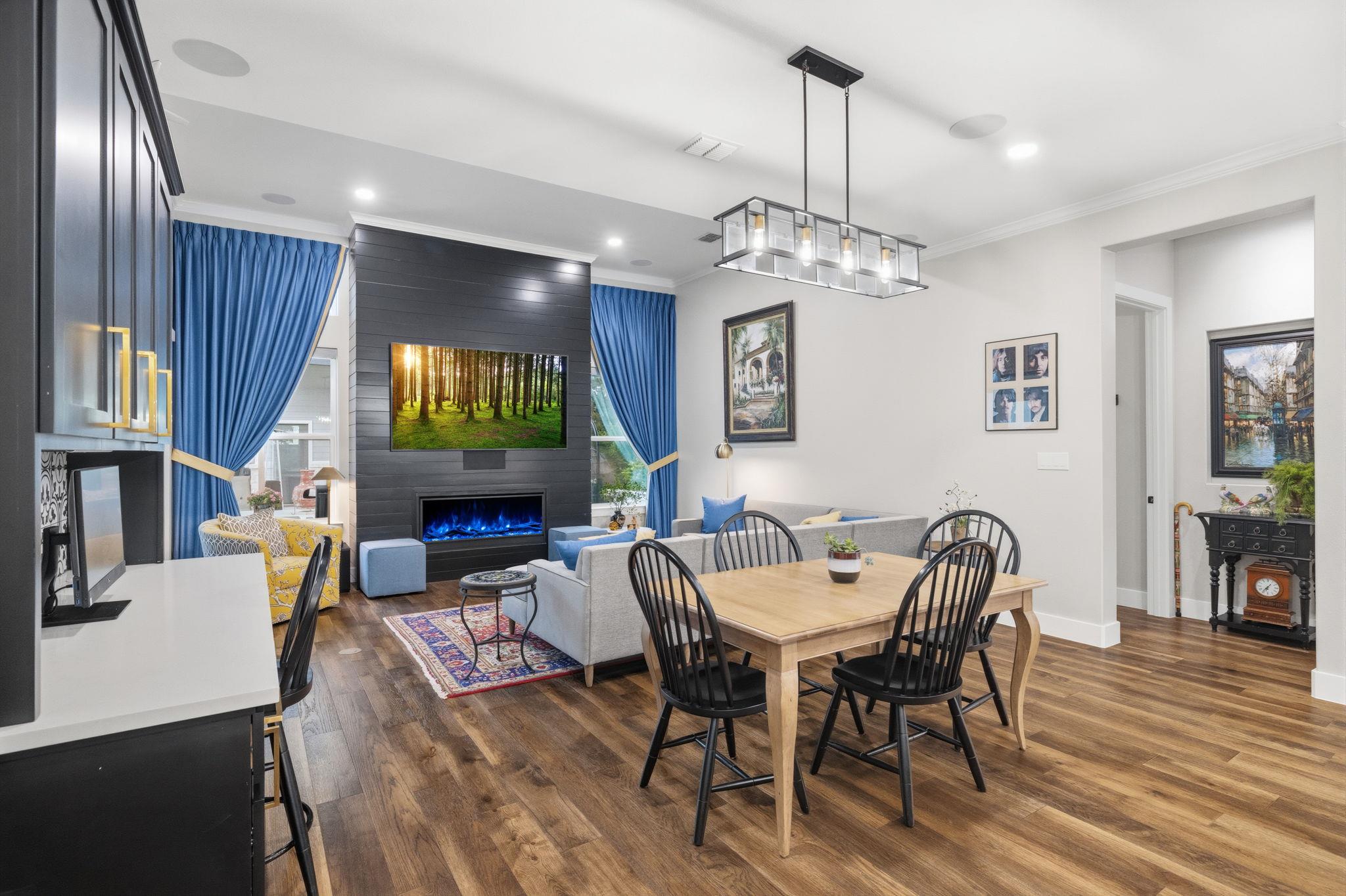 2551 Lakeshore Dr, Canyon Lake, TX 78133