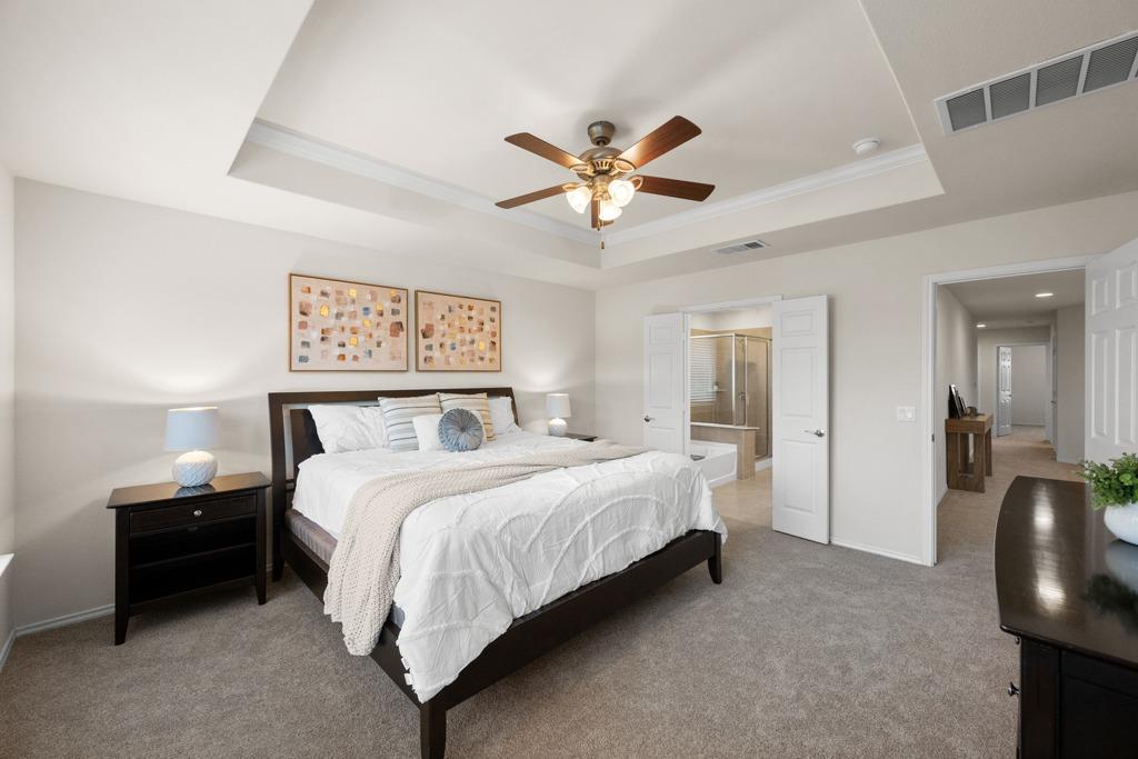 9400 Privet Dr, Austin, TX 78748