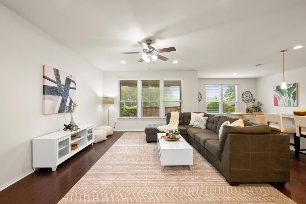 9400 Privet Dr, Austin, TX 78748