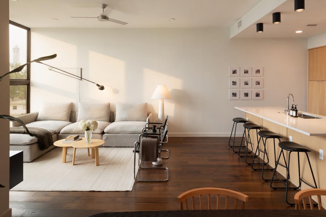 1322 E 12th St # 305, Austin, TX 78702