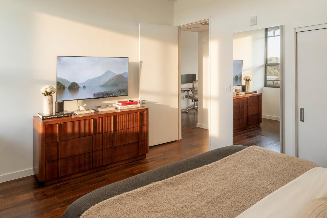 1322 E 12th St # 305, Austin, TX 78702