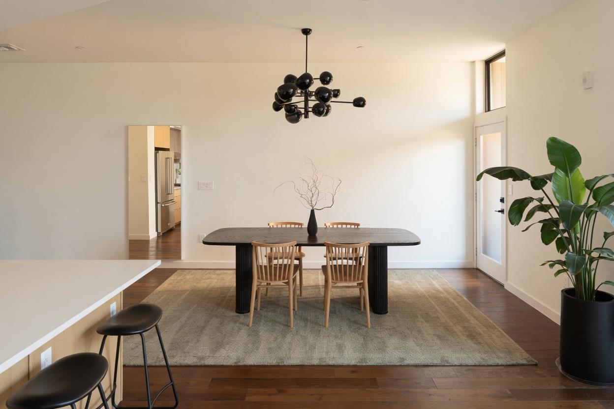 1322 E 12th St # 305, Austin, TX 78702