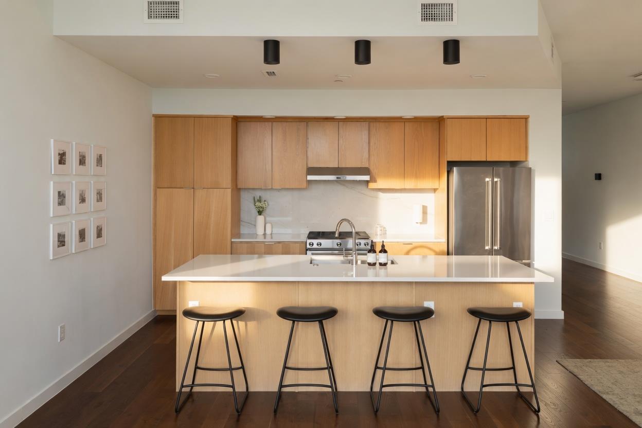 1322 E 12th St # 305, Austin, TX 78702