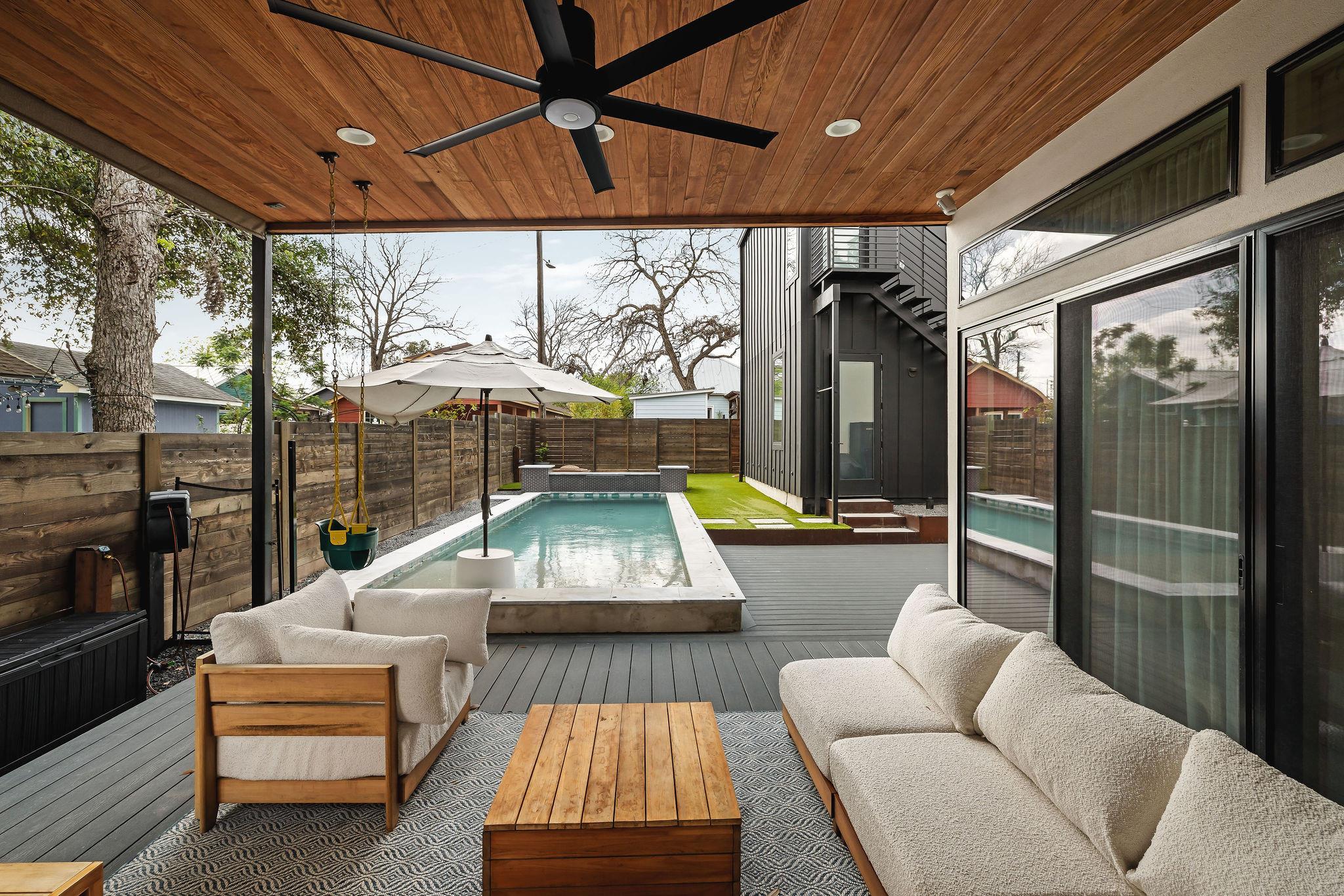 1804 Walnut Ave, Austin, TX 78702