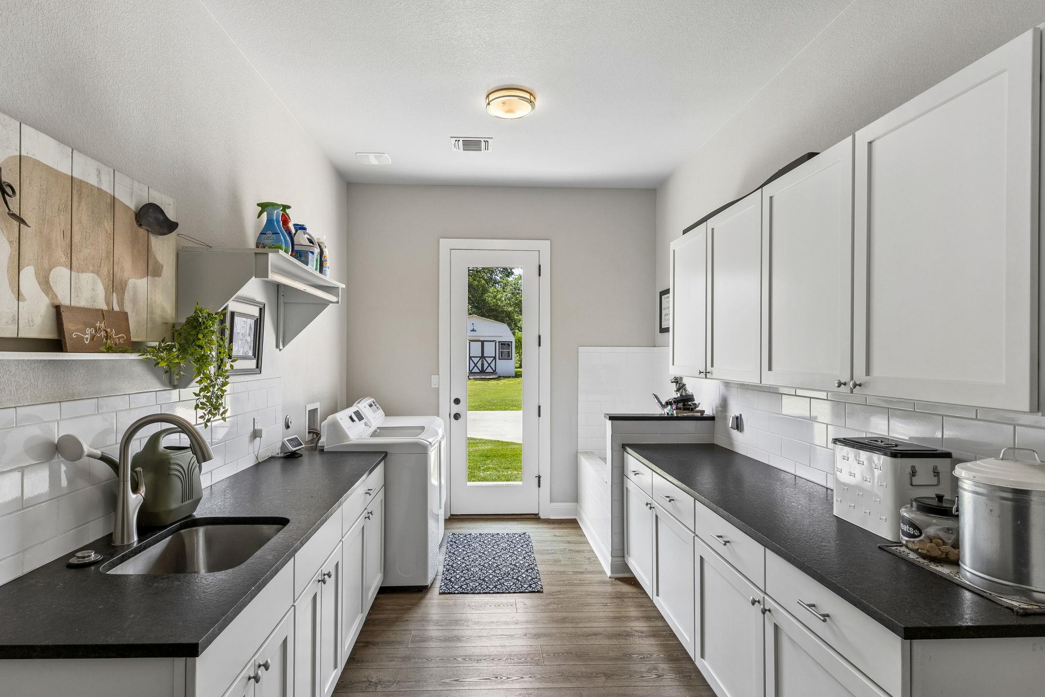 111 Craigen Rd, Liberty Hill, TX 78642