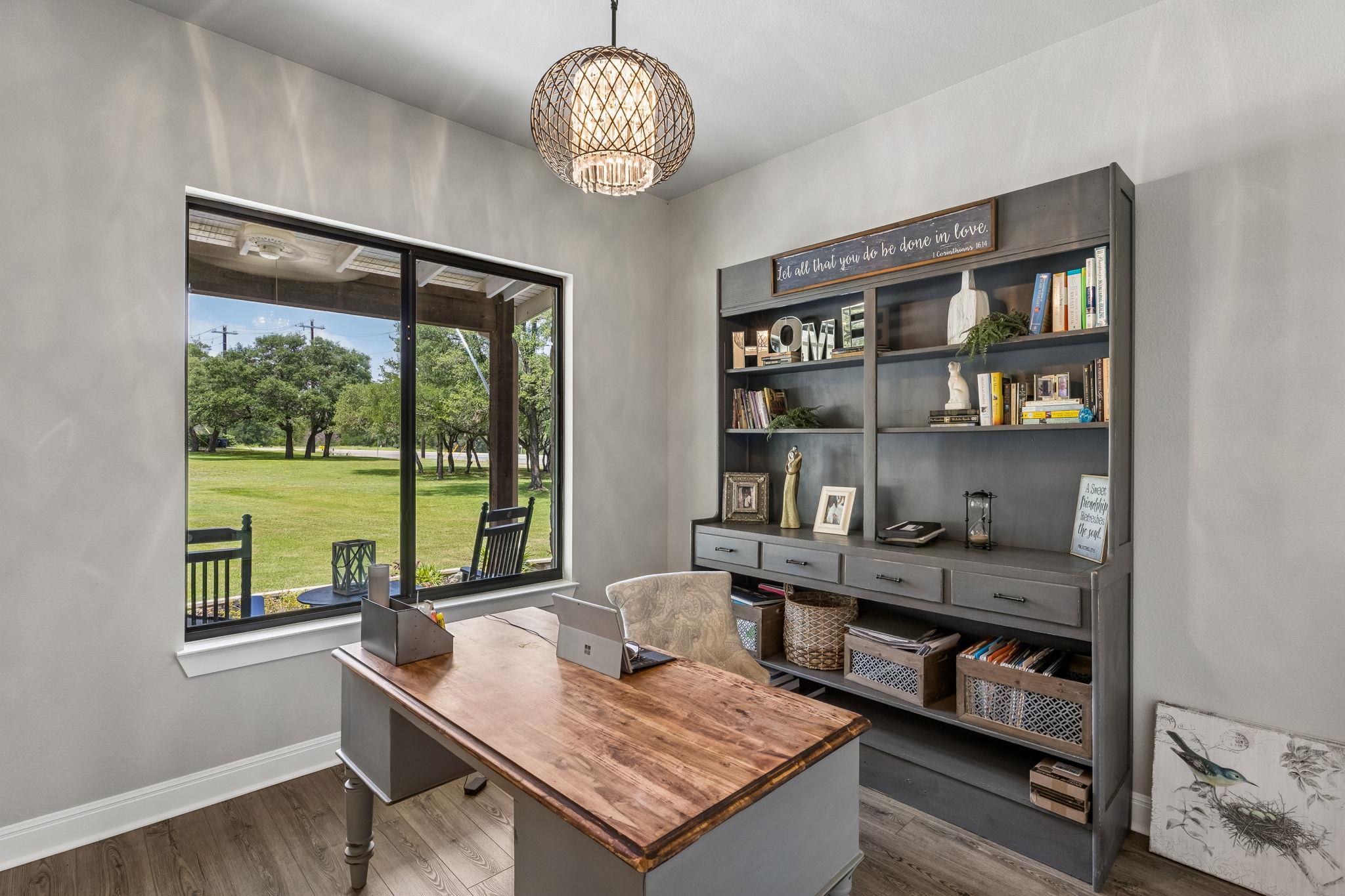 111 Craigen Rd, Liberty Hill, TX 78642