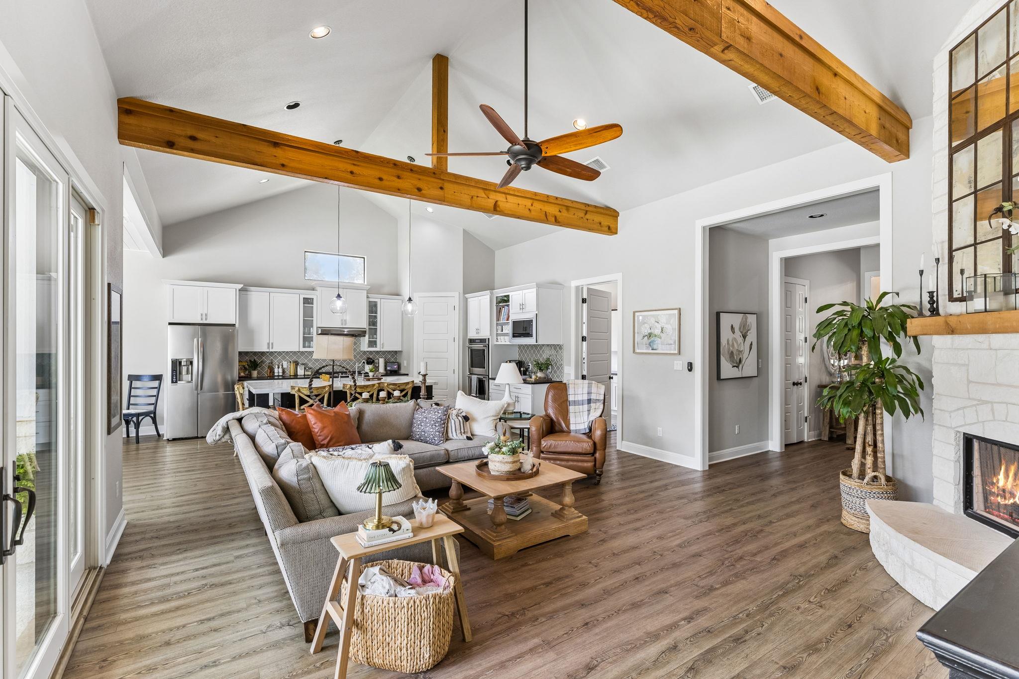 111 Craigen Rd, Liberty Hill, TX 78642