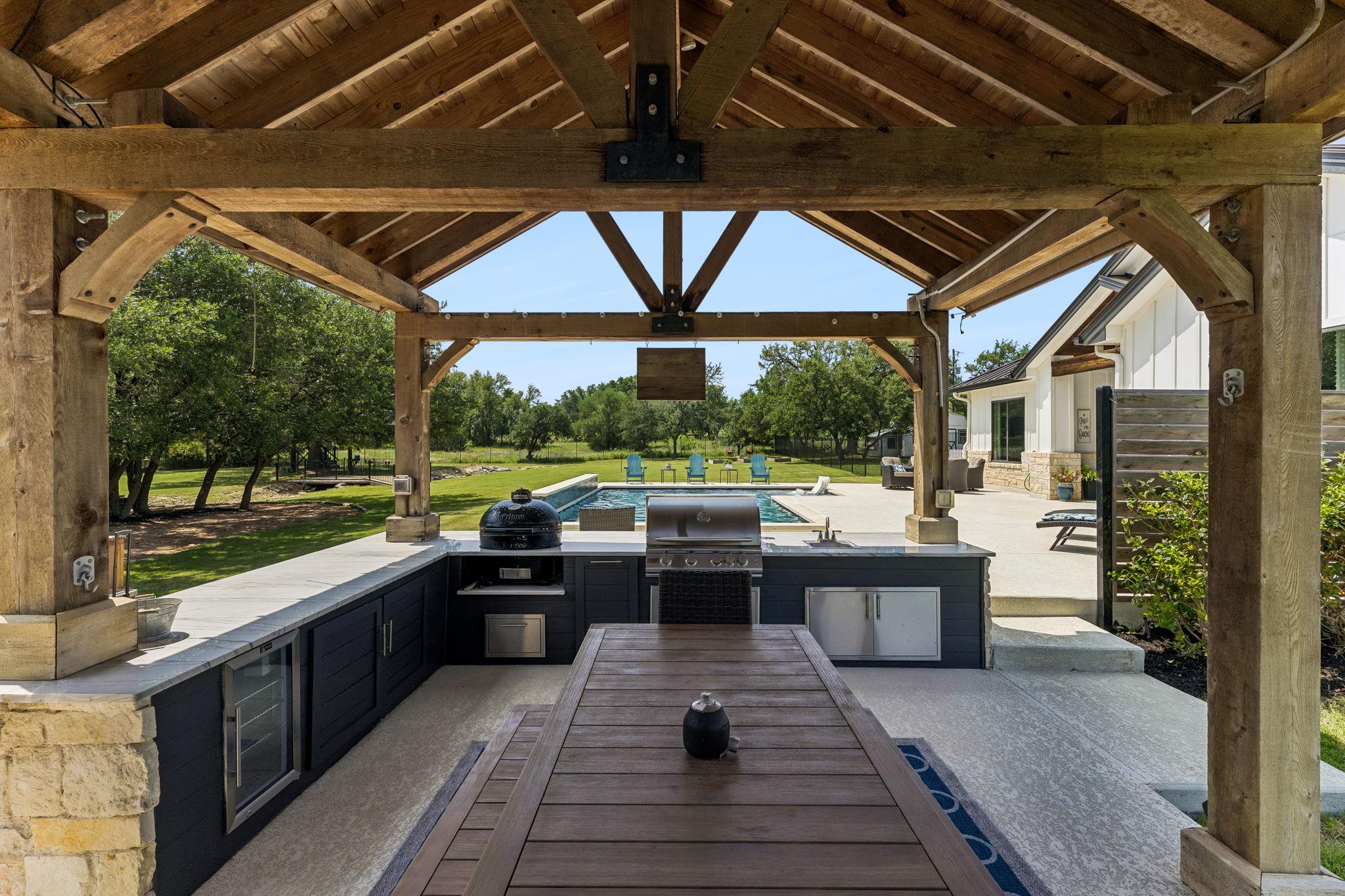 111 Craigen Rd, Liberty Hill, TX 78642