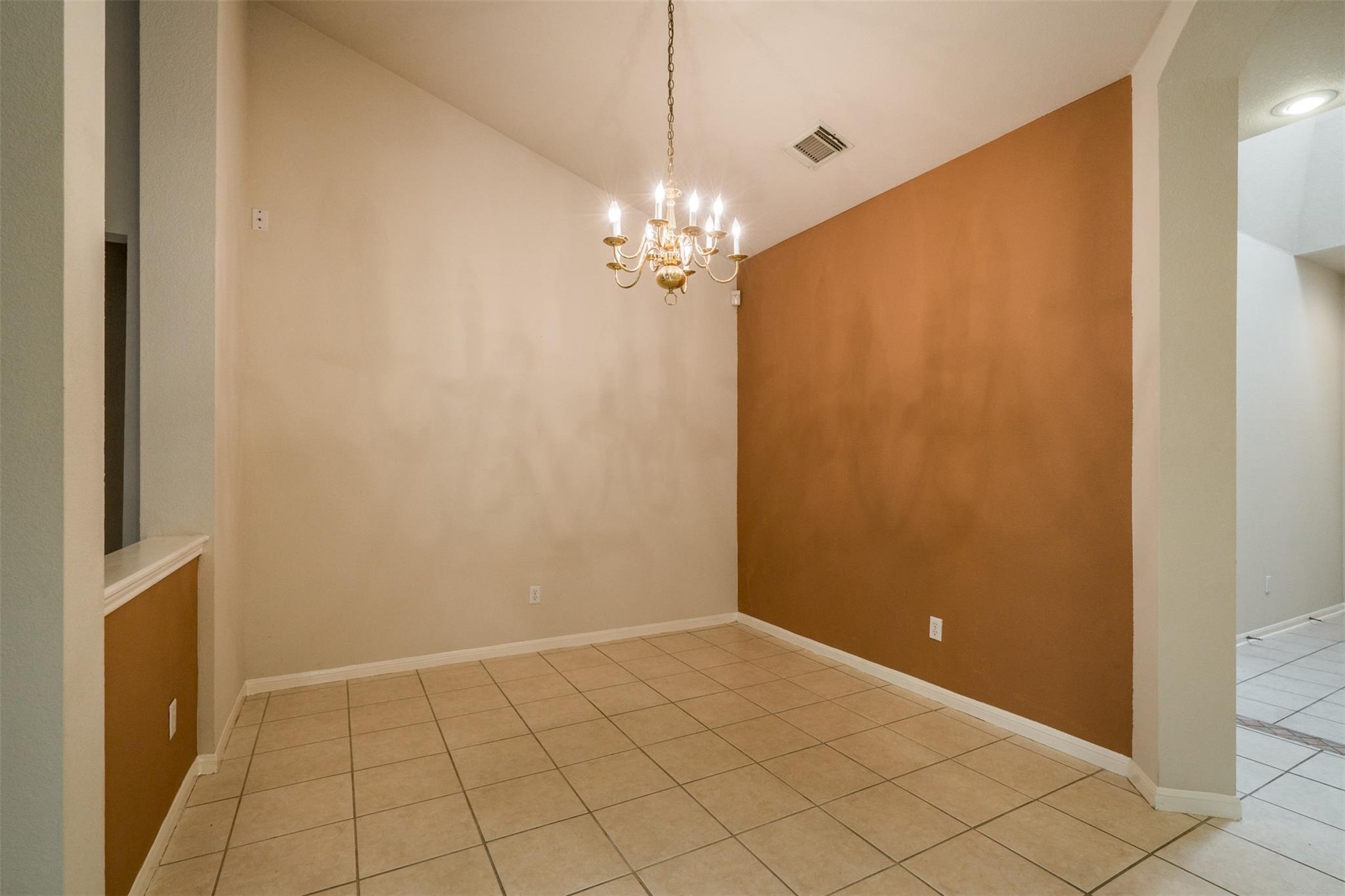 1832 Camas Dr, Austin, TX 78728