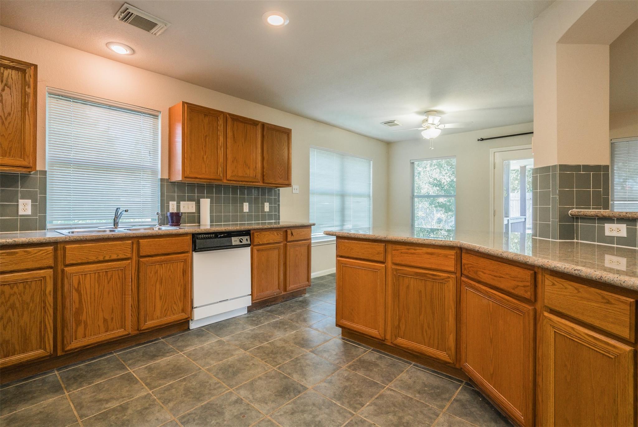 1832 Camas Dr, Austin, TX 78728