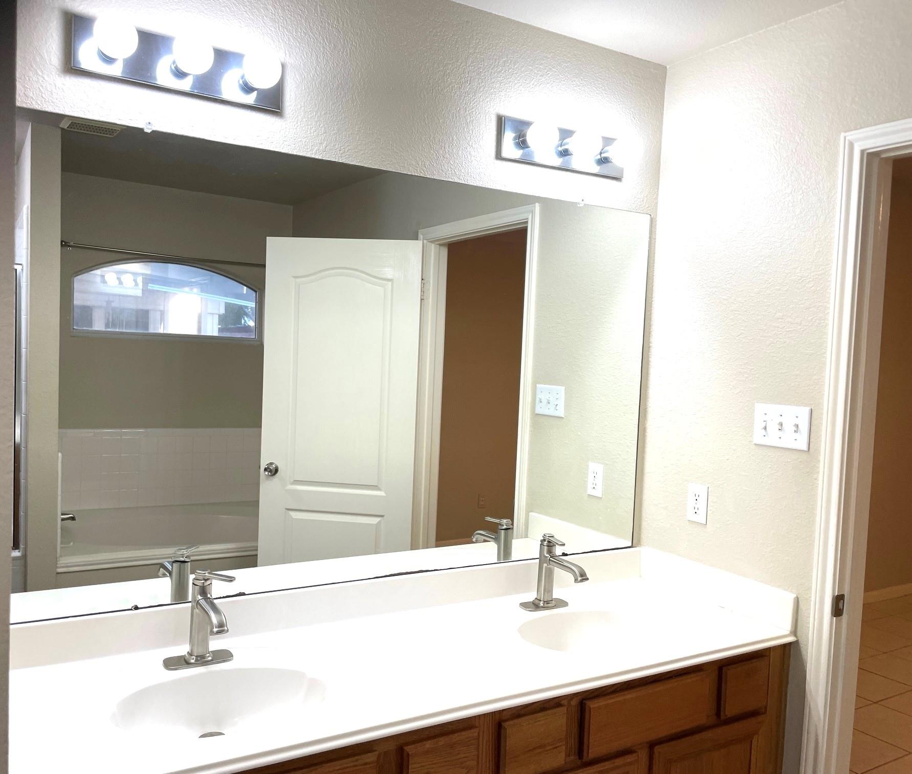 1832 Camas Dr, Austin, TX 78728