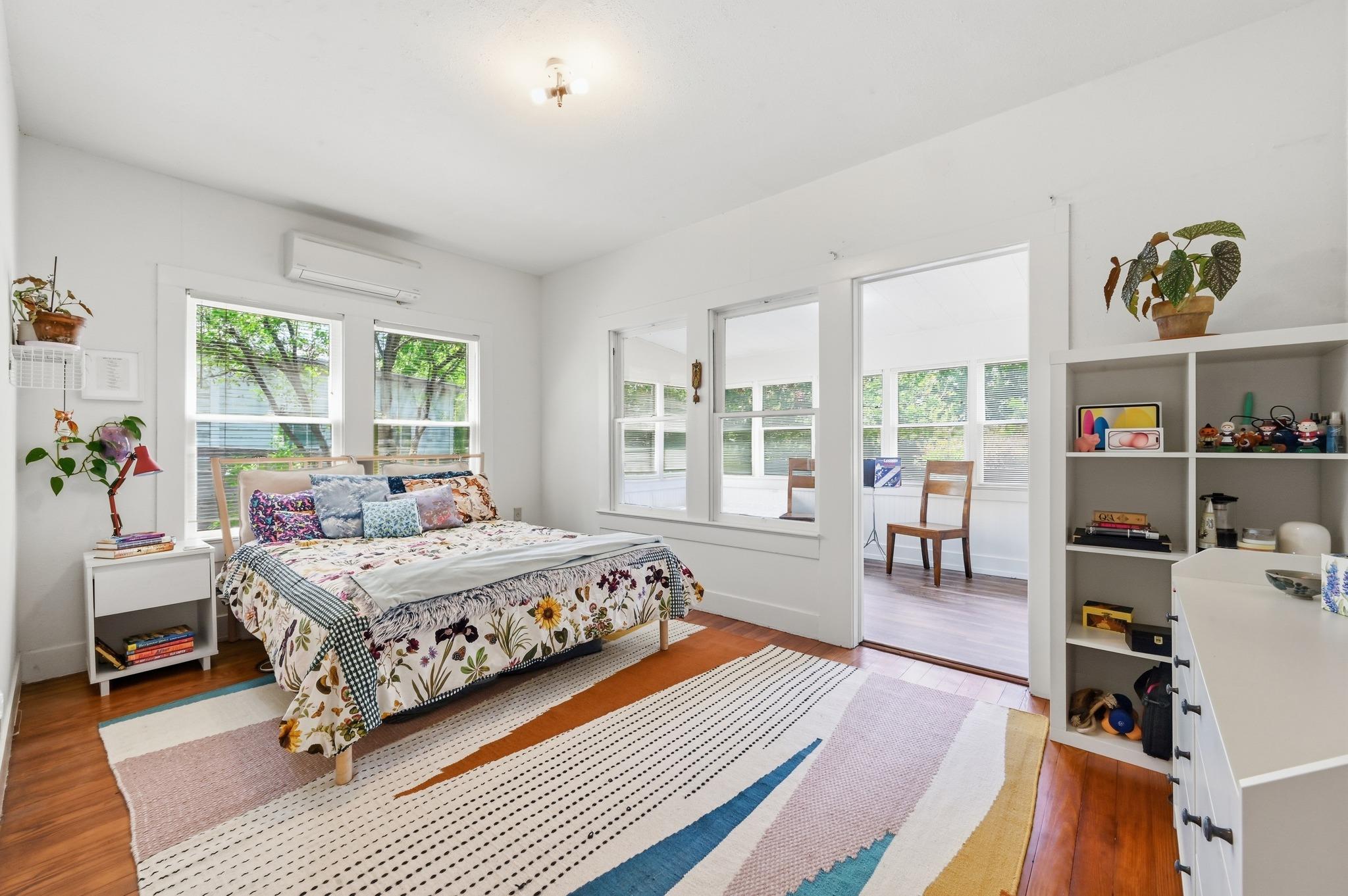 4810 Rowena Ave, Austin, TX 78751