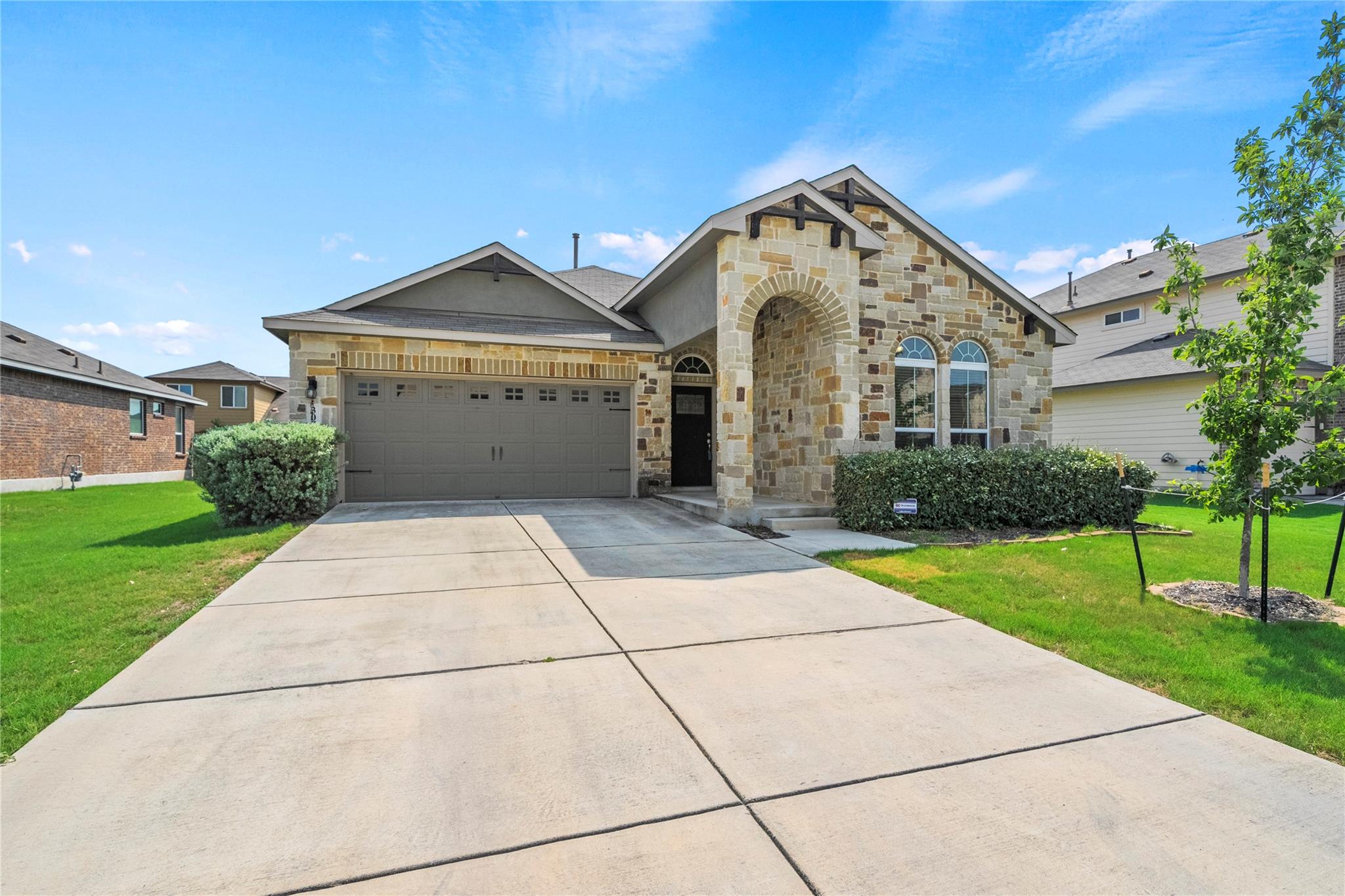 307 Limestone Crk, New Braunfels, TX 78130
