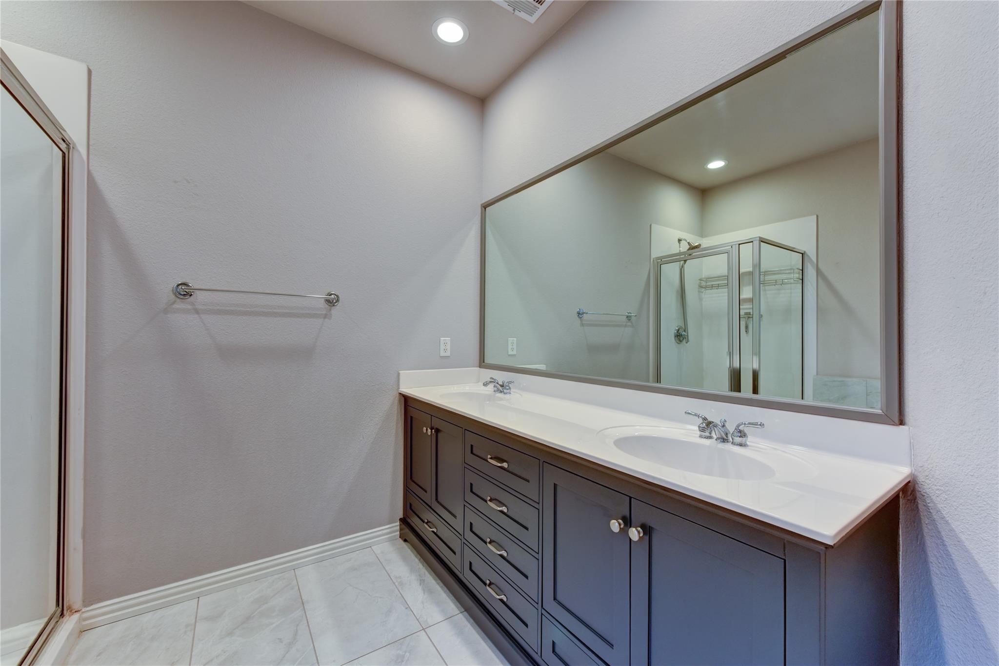 411 W St Elmo Rd # 25, Austin, TX 78745