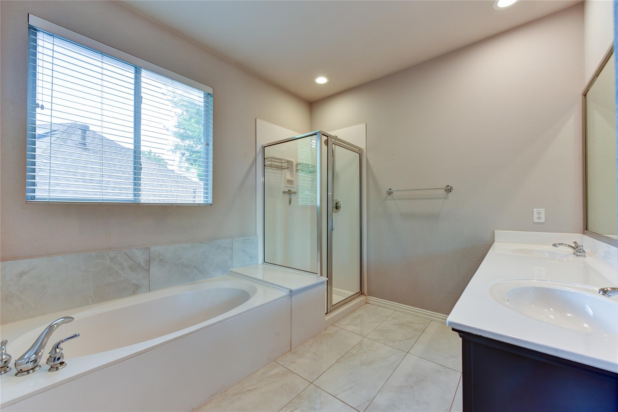 411 W St Elmo Rd # 25, Austin, TX 78745