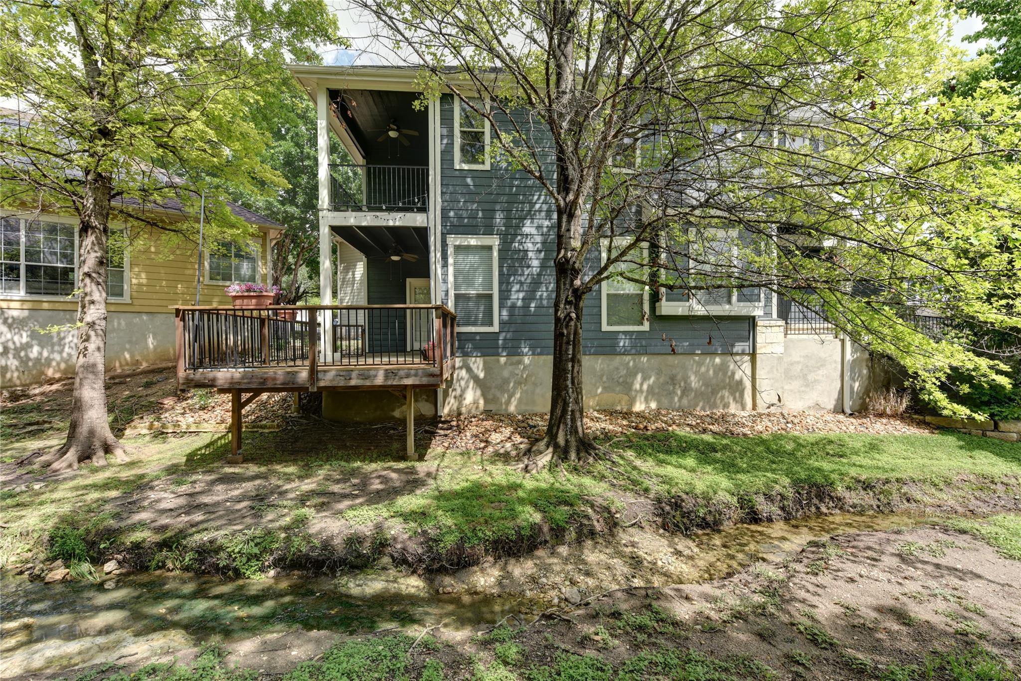 411 W St Elmo Rd # 25, Austin, TX 78745