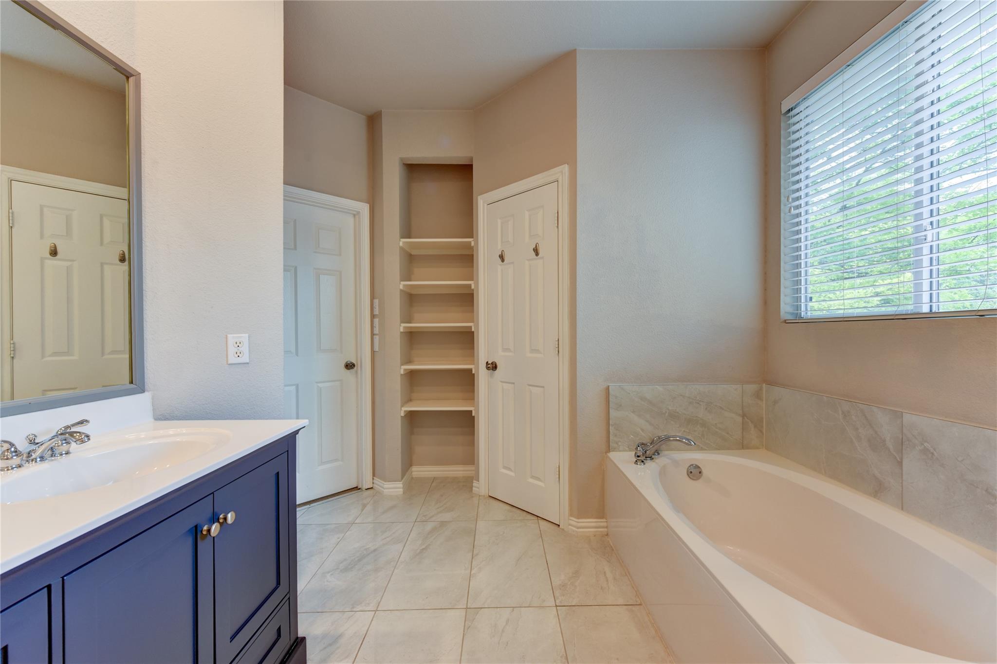 411 W St Elmo Rd # 25, Austin, TX 78745