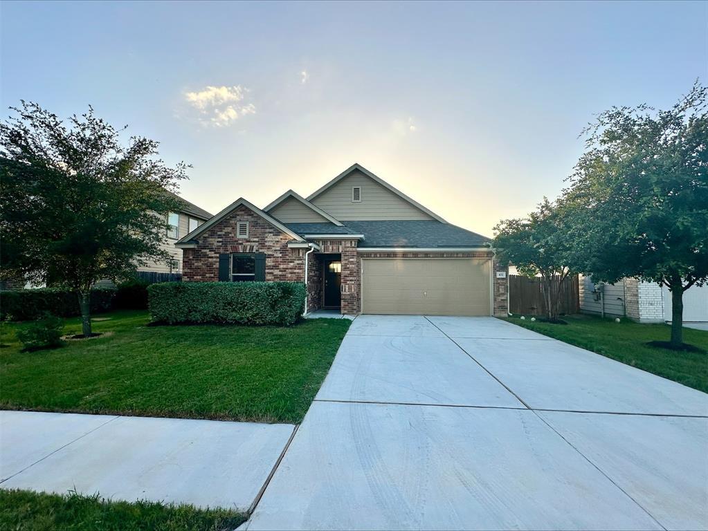 102 Schuylerville Dr, Elgin, TX 78621