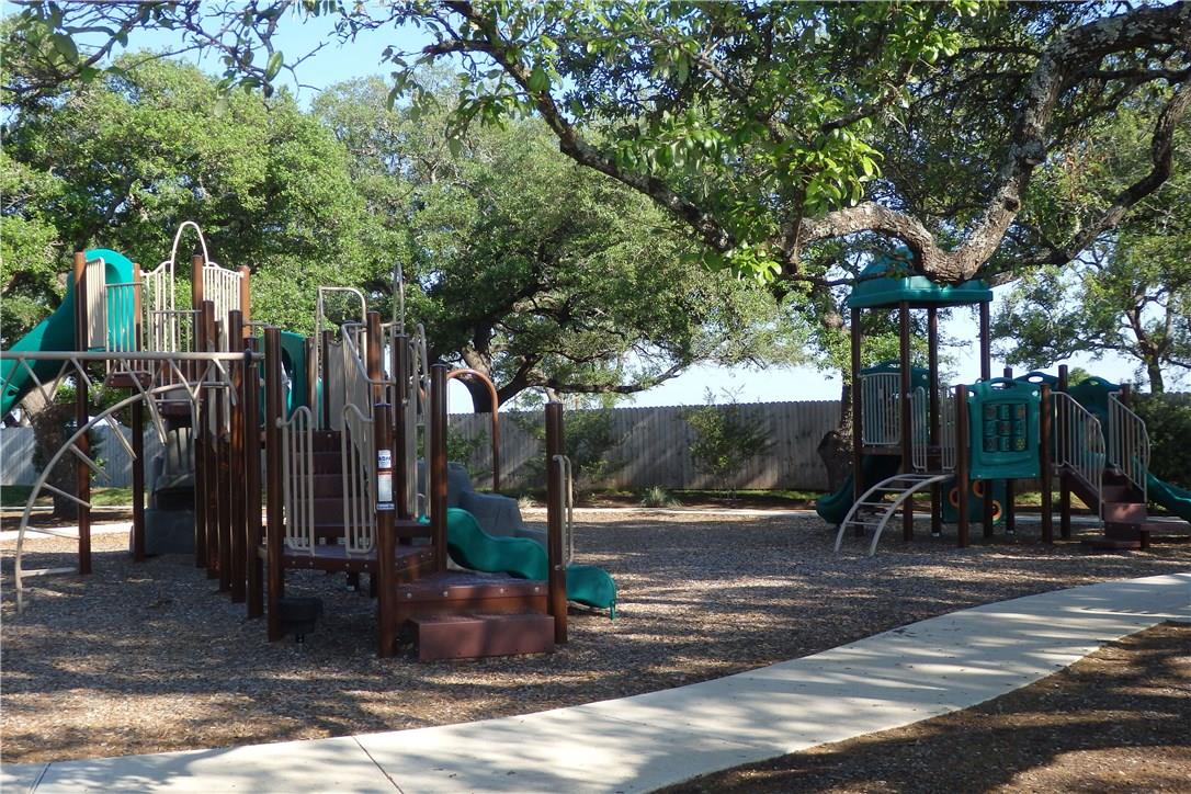 913 Wolcott Dr, Leander, TX 78641