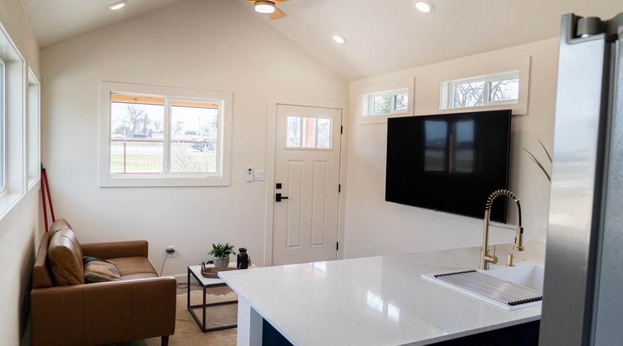 9421 Sycamore Shade Ln, Seguin, TX 78155