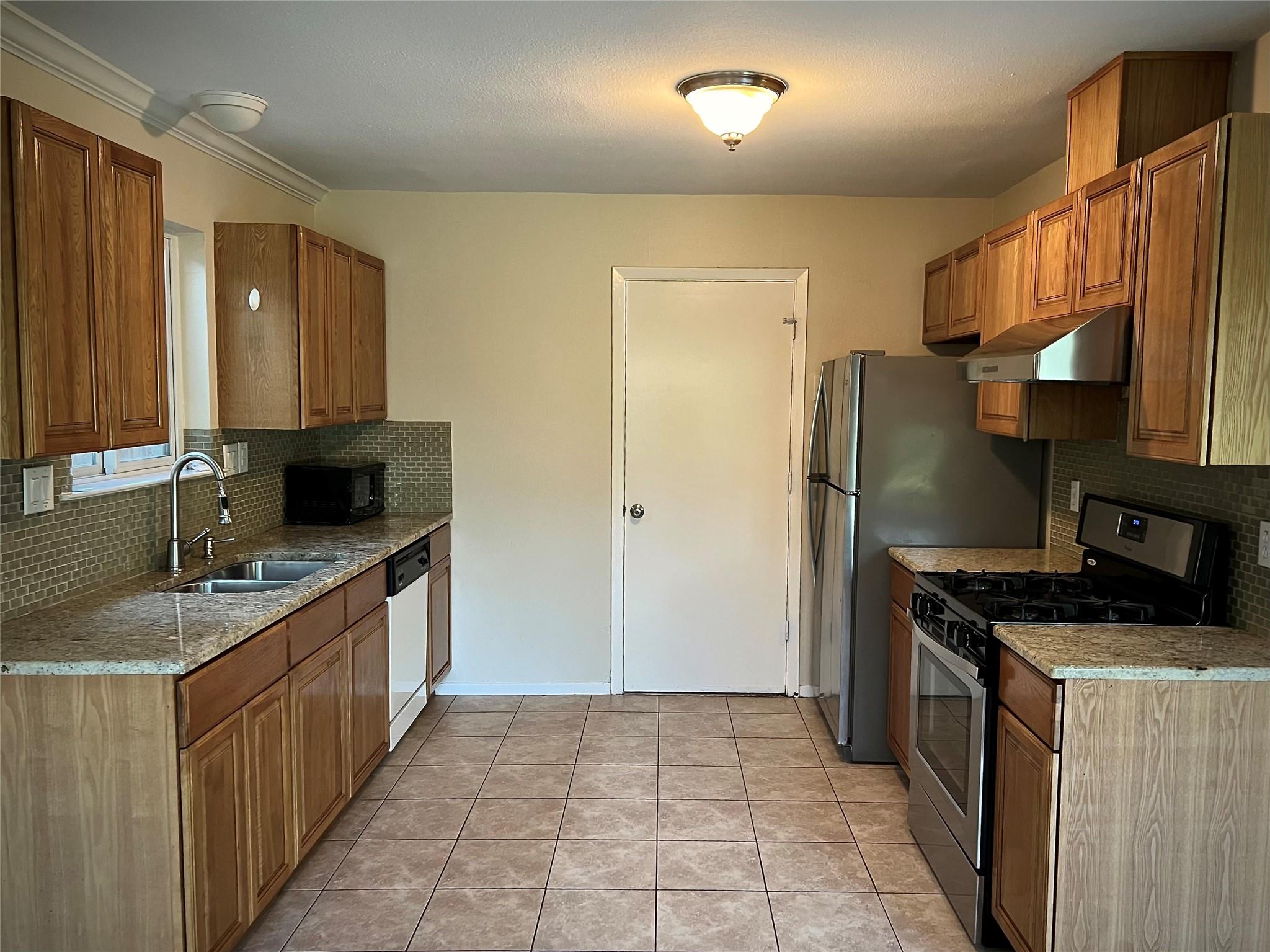 11607 Barrington Way, Austin, TX 78759