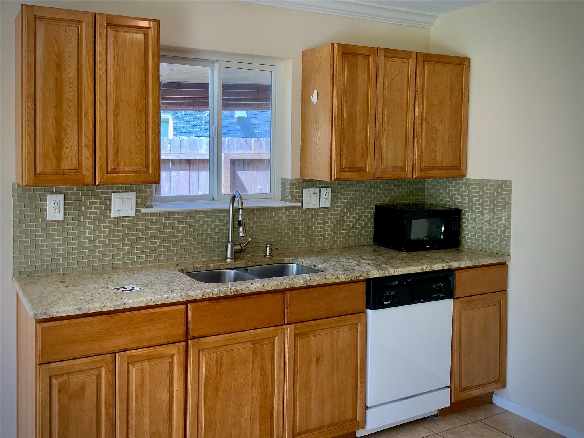 11607 Barrington Way, Austin, TX 78759